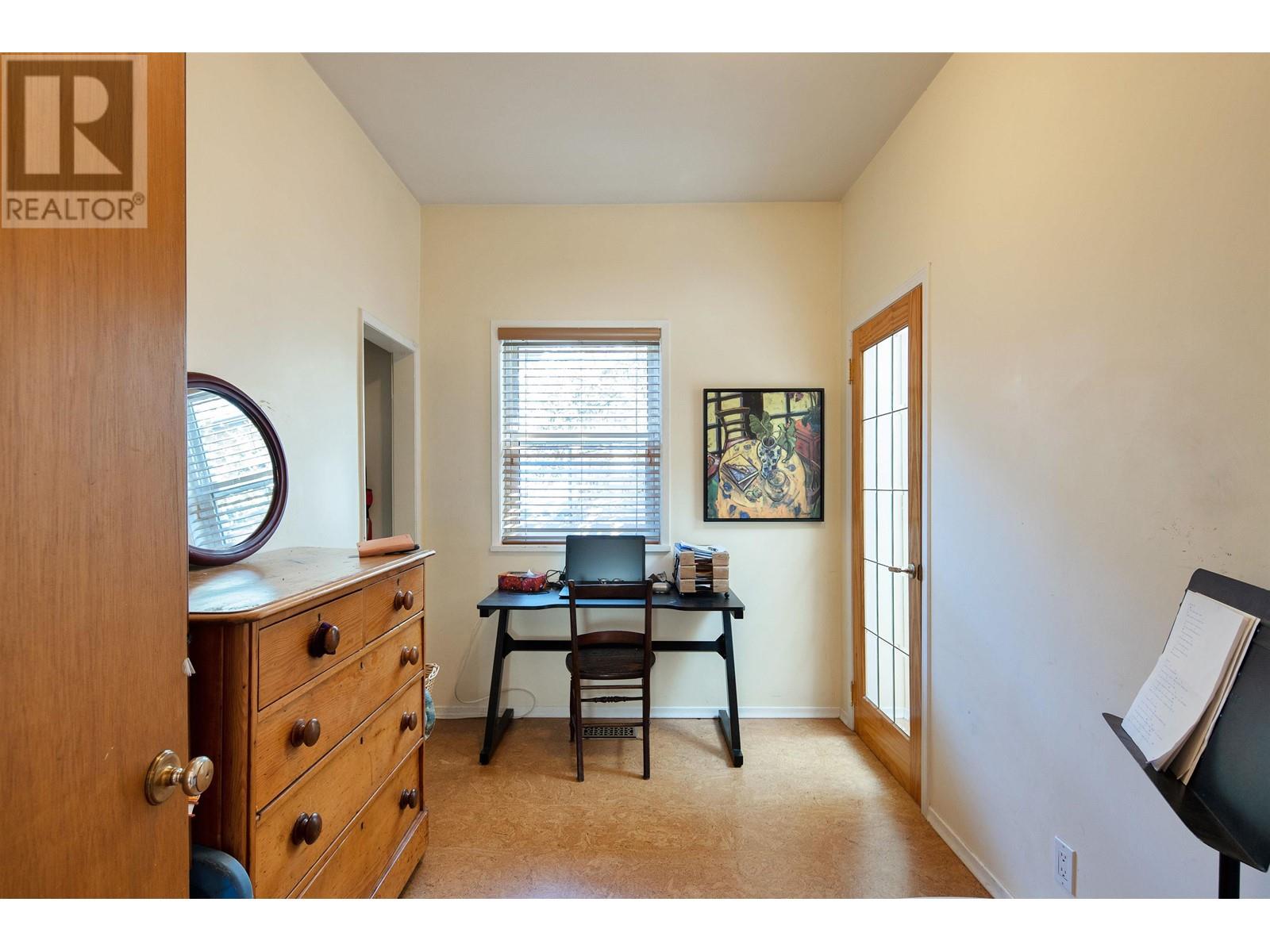 5828 Sophia Street, Vancouver, British Columbia  V5W 2W4 - Photo 12 - R2827588