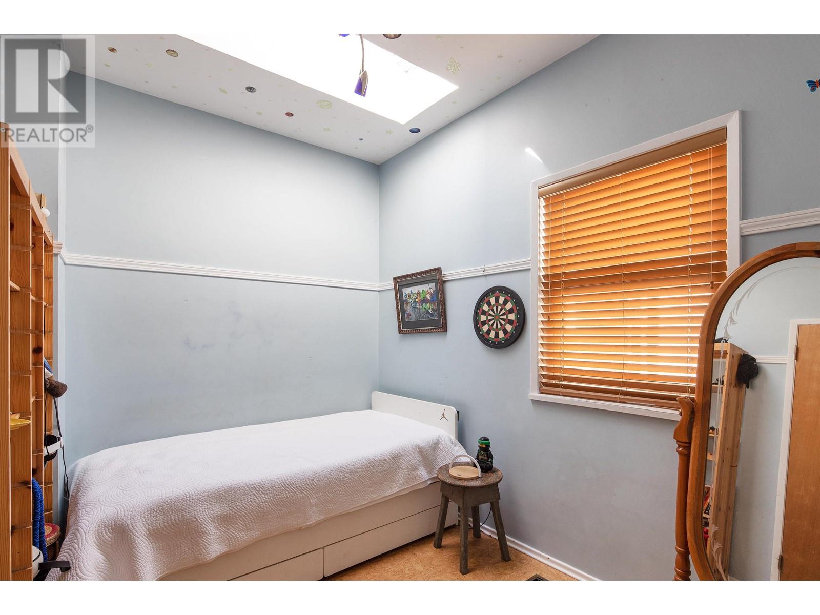 5828 Sophia Street, Vancouver, British Columbia  V5W 2W4 - Photo 13 - R2827588