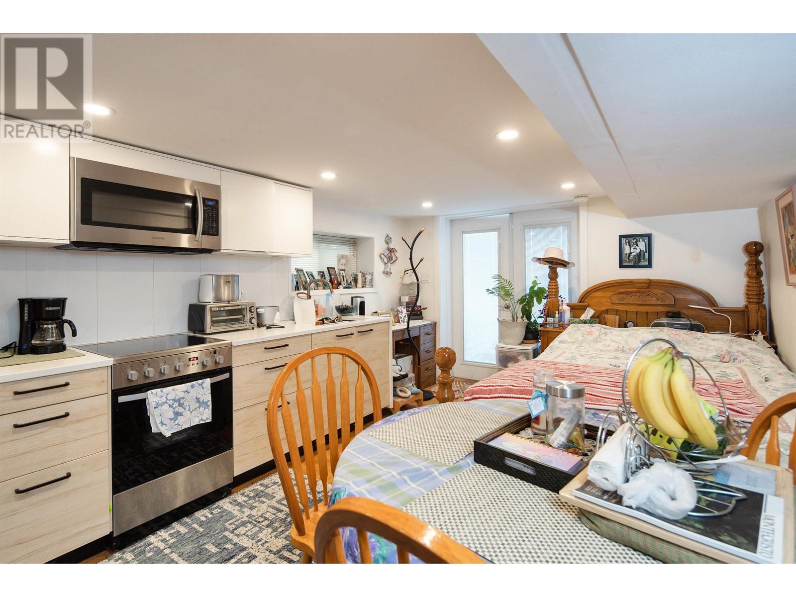 5828 Sophia Street, Vancouver, British Columbia  V5W 2W4 - Photo 15 - R2827588