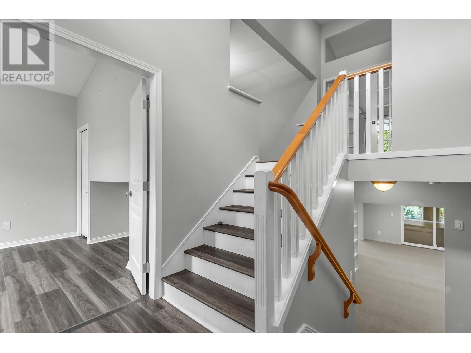22713 125a Avenue, Maple Ridge, British Columbia  V2X 3T8 - Photo 4 - R2827259