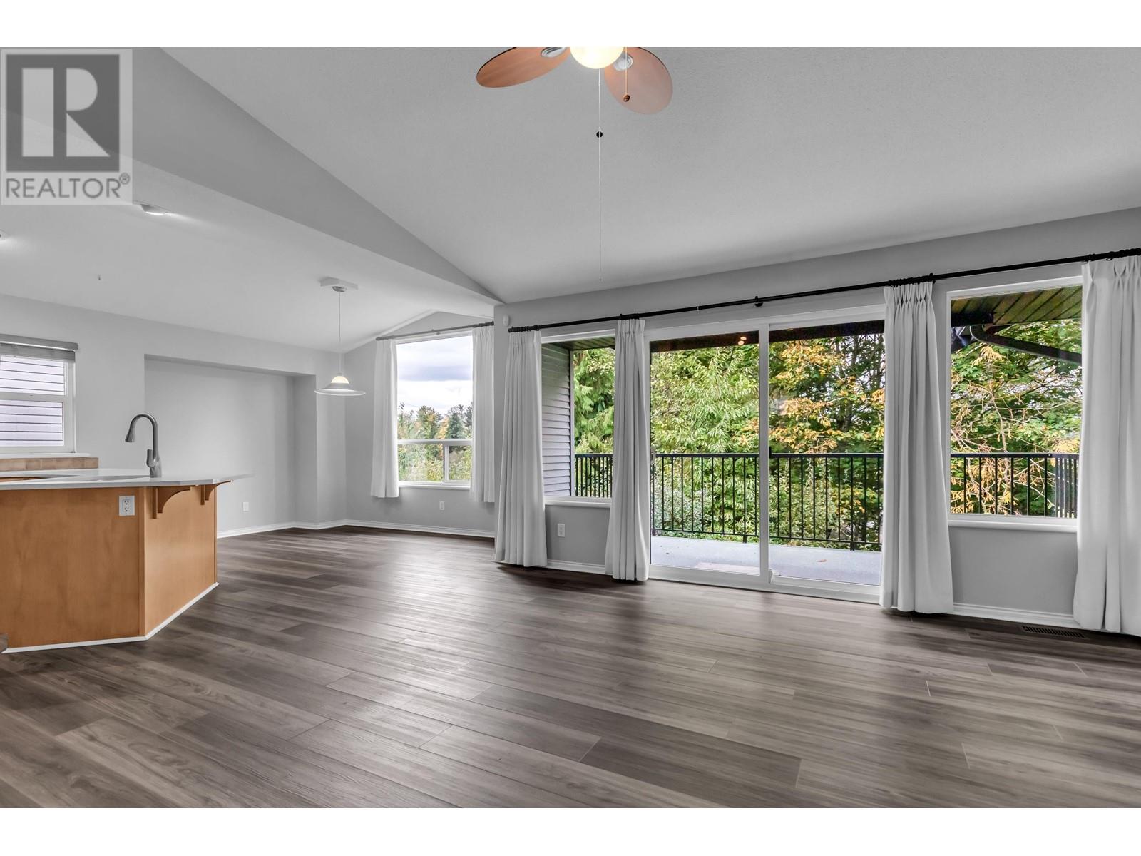 22713 125a Avenue, Maple Ridge, British Columbia  V2X 3T8 - Photo 6 - R2827259