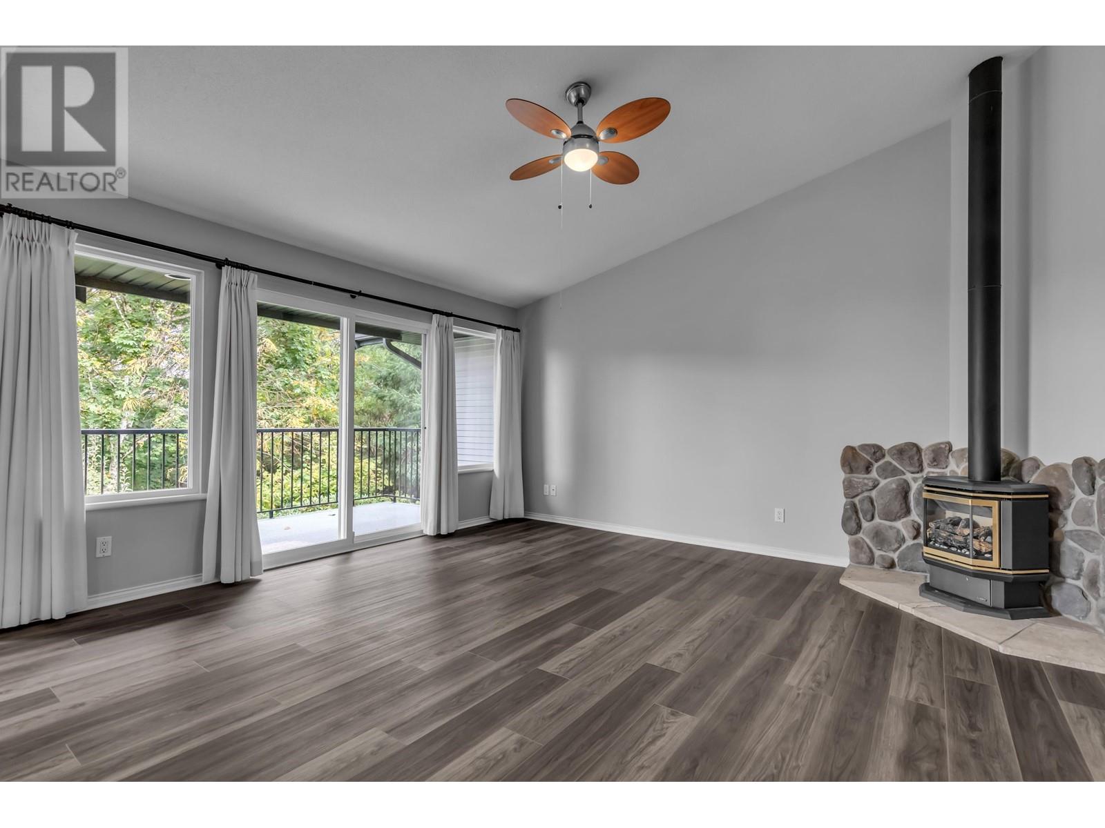 22713 125a Avenue, Maple Ridge, British Columbia  V2X 3T8 - Photo 5 - R2827259