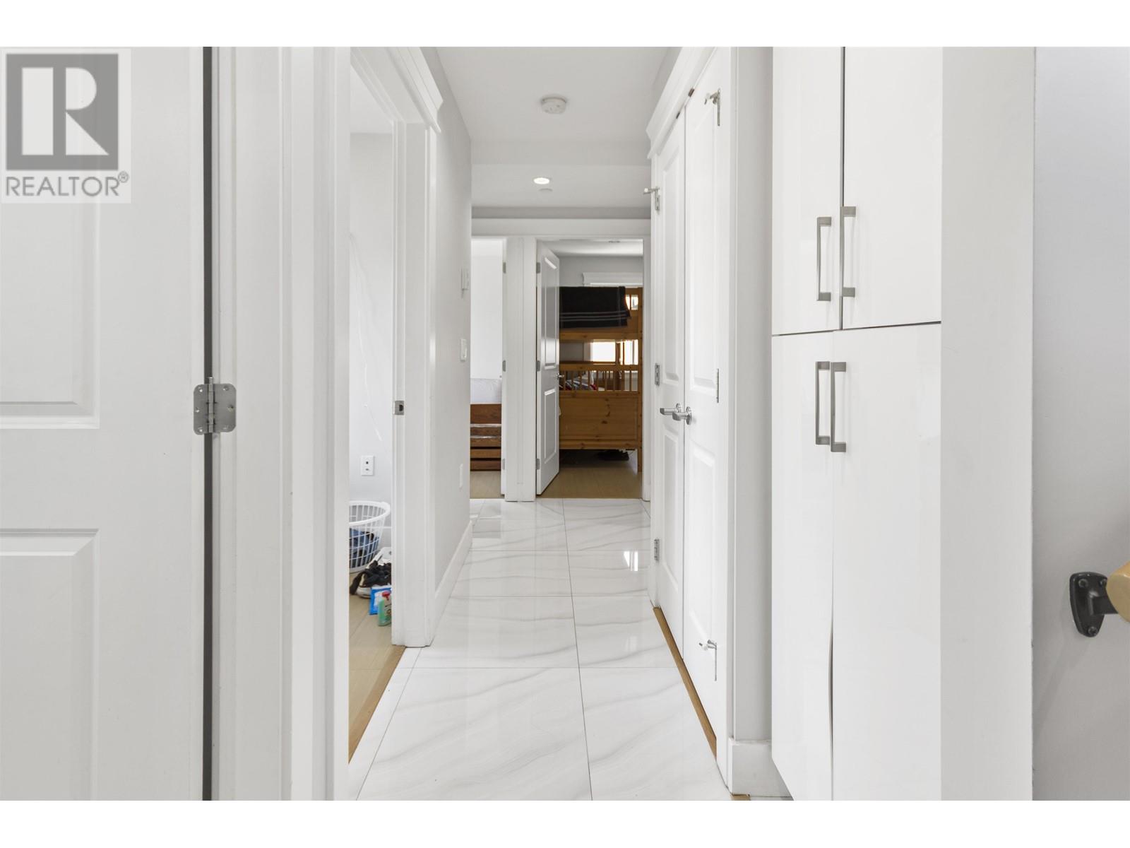 2430 E 41st Avenue, Vancouver, British Columbia  V5R 2W4 - Photo 26 - R2827399