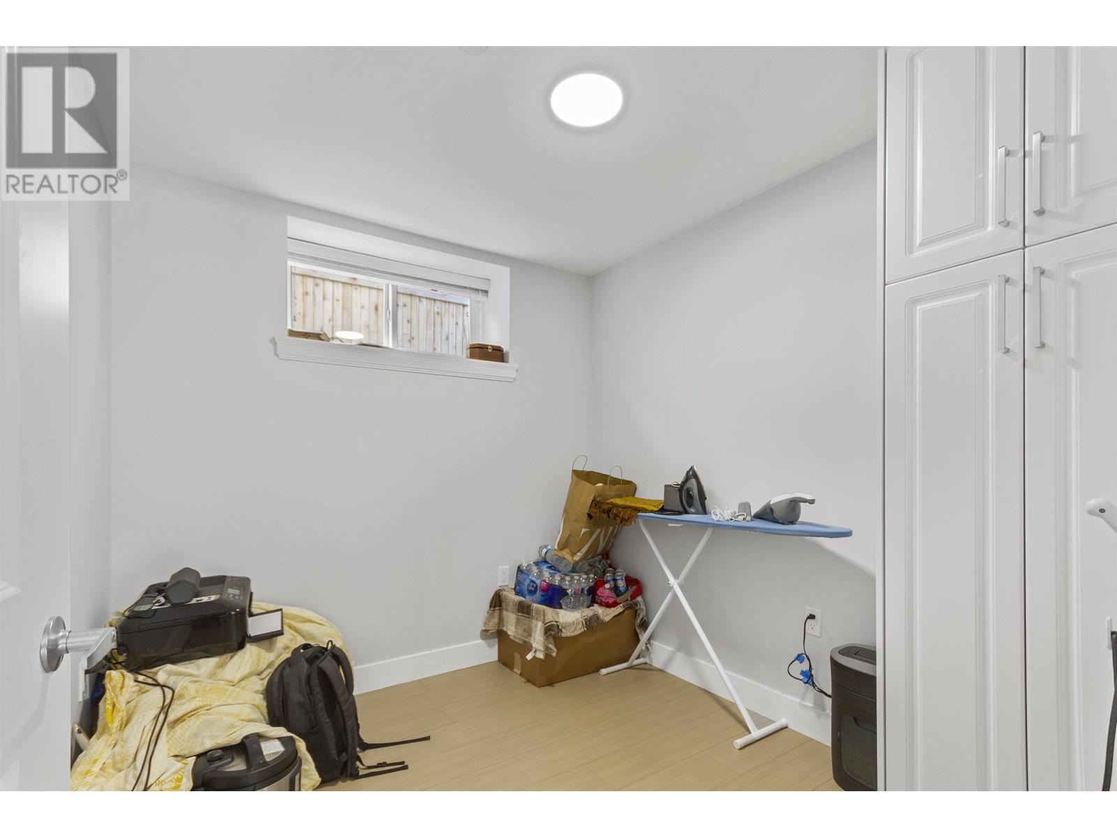 2430 E 41st Avenue, Vancouver, British Columbia  V5R 2W4 - Photo 3 - R2827399