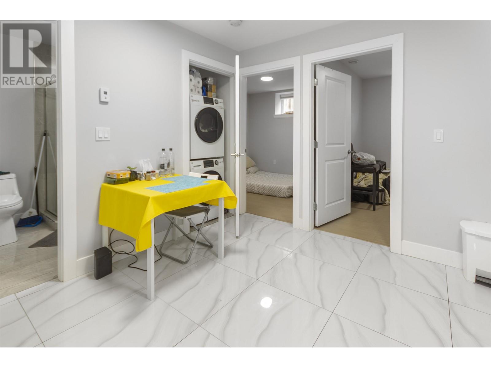 2430 E 41st Avenue, Vancouver, British Columbia  V5R 2W4 - Photo 6 - R2827399