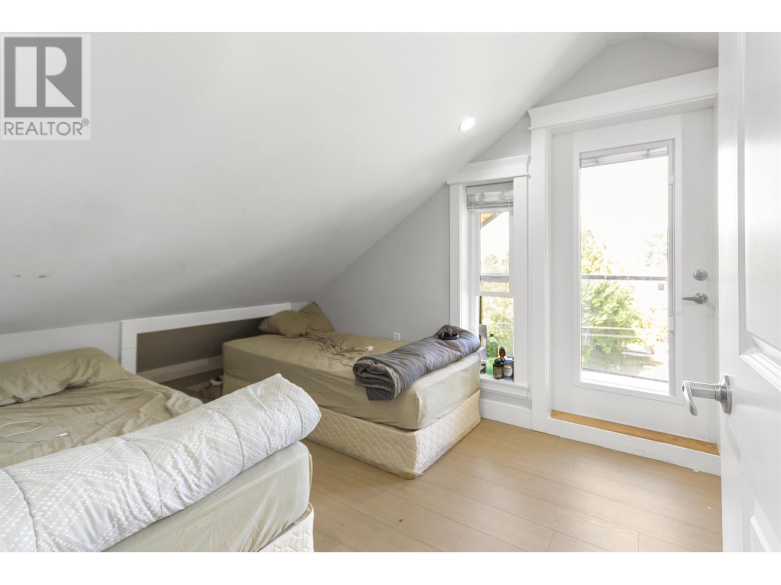 2430 E 41st Avenue, Vancouver, British Columbia  V5R 2W4 - Photo 21 - R2827399