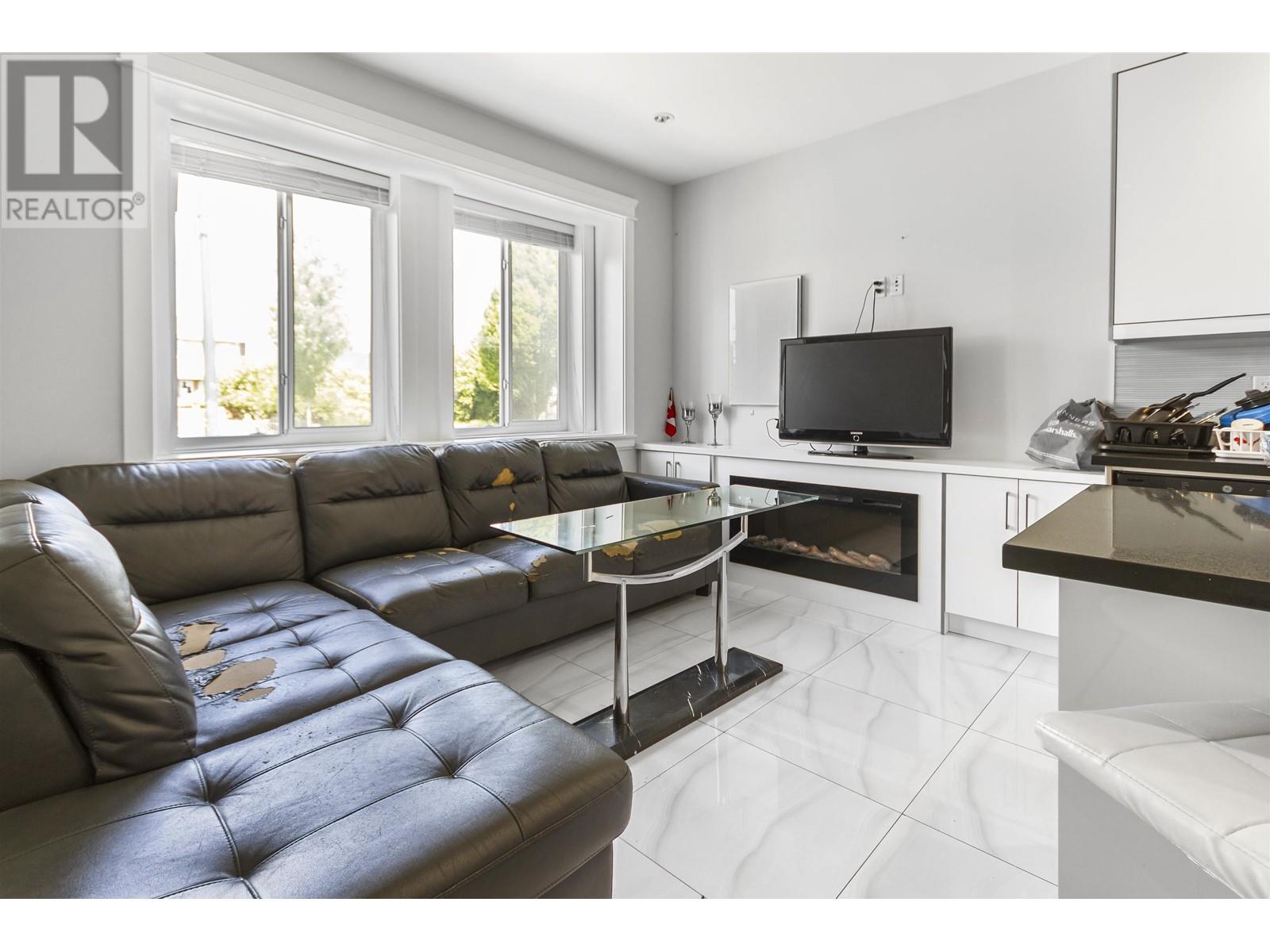 2430 E 41st Avenue, Vancouver, British Columbia  V5R 2W4 - Photo 9 - R2827399