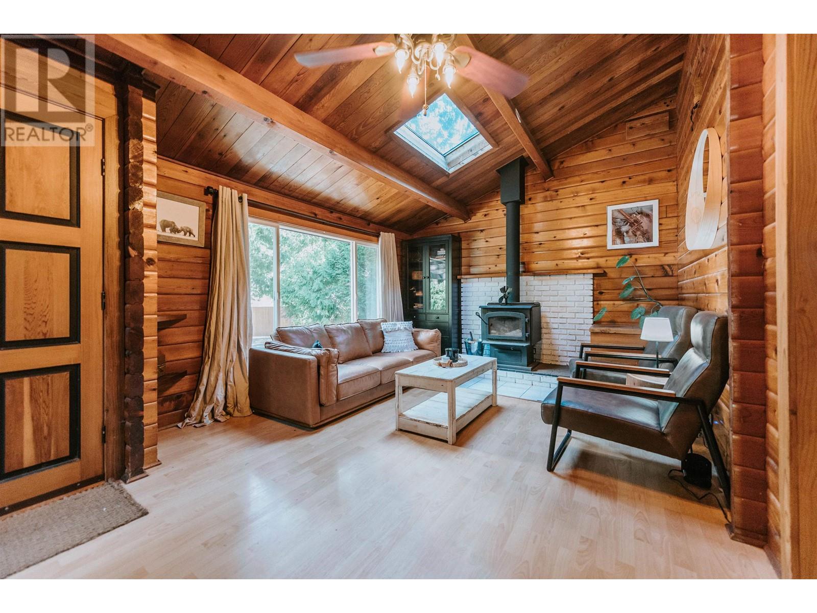 7999 Northwood Road, Halfmoon Bay, British Columbia  V7Z 1C8 - Photo 8 - R2809620