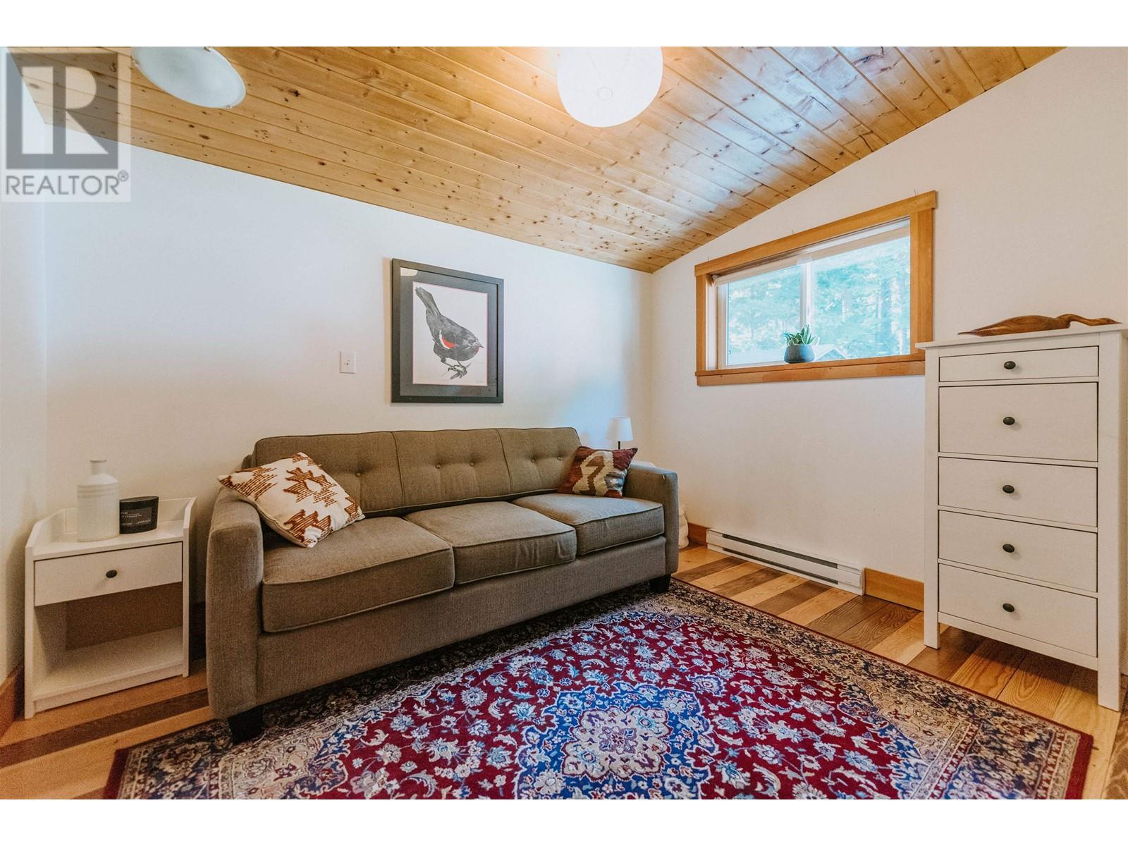 7999 Northwood Road, Halfmoon Bay, British Columbia  V7Z 1C8 - Photo 6 - R2809620