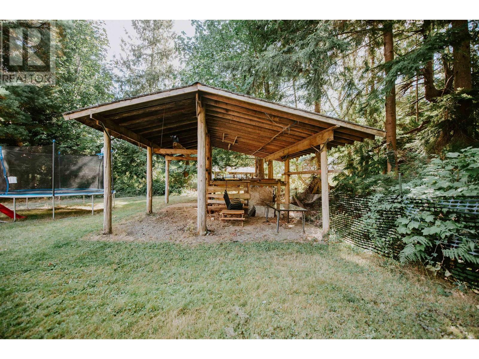 7999 Northwood Road, Halfmoon Bay, British Columbia  V7Z 1C8 - Photo 33 - R2809620