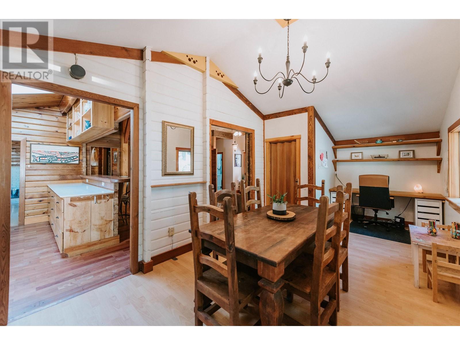 7999 Northwood Road, Halfmoon Bay, British Columbia  V7Z 1C8 - Photo 17 - R2809620