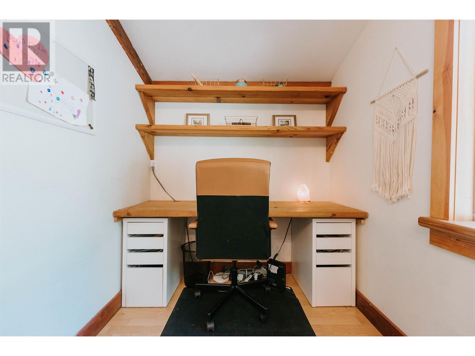 7999 Northwood Road, Halfmoon Bay, British Columbia  V7Z 1C8 - Photo 15 - R2809620