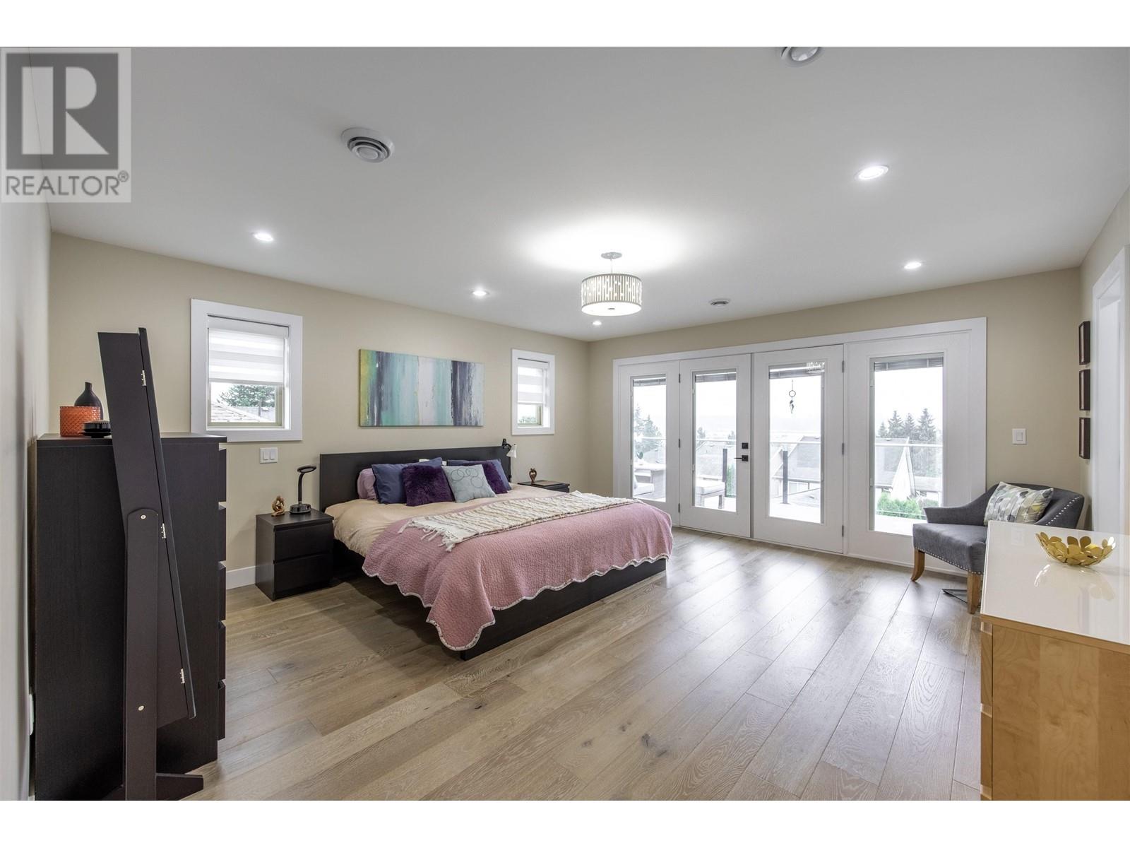 1008 Delestre Avenue, Coquitlam, British Columbia  V3K 2G8 - Photo 15 - R2826326