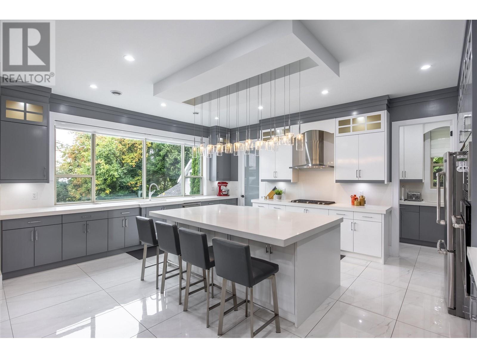 1008 Delestre Avenue, Coquitlam, British Columbia  V3K 2G8 - Photo 6 - R2826326