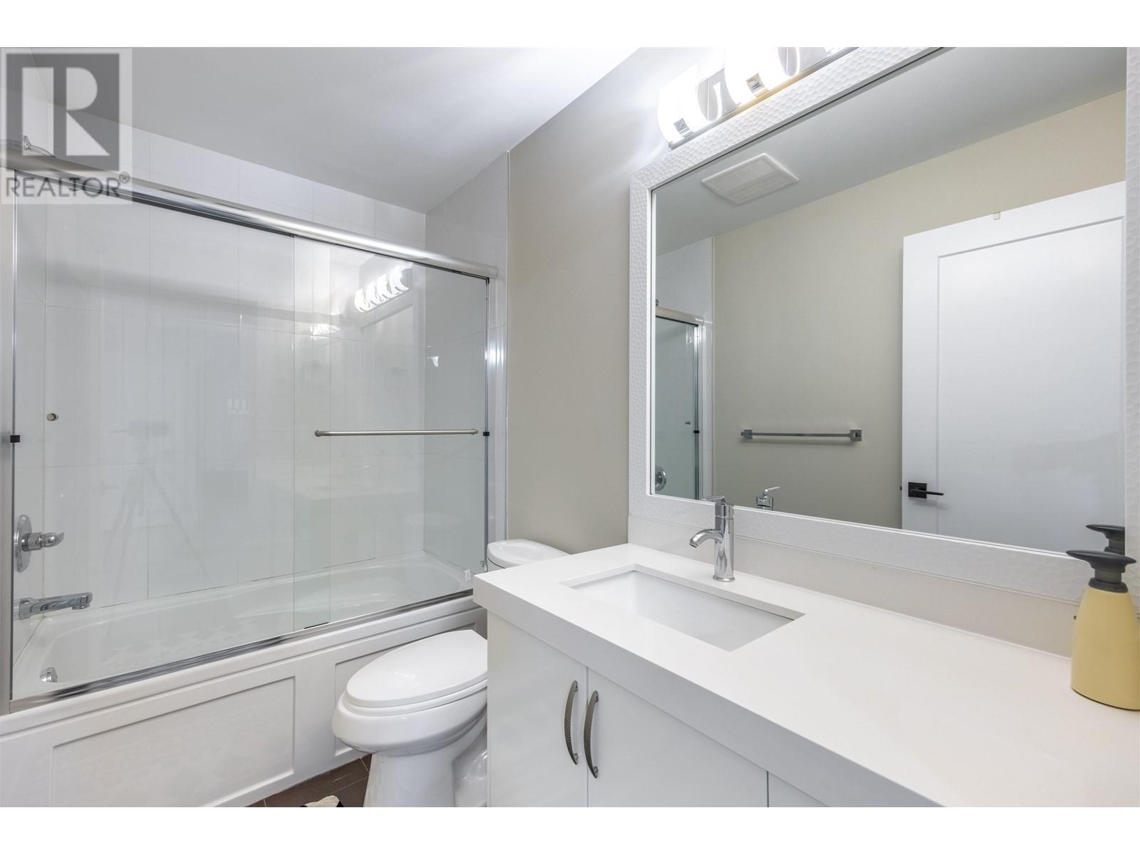 1008 Delestre Avenue, Coquitlam, British Columbia  V3K 2G8 - Photo 33 - R2826326