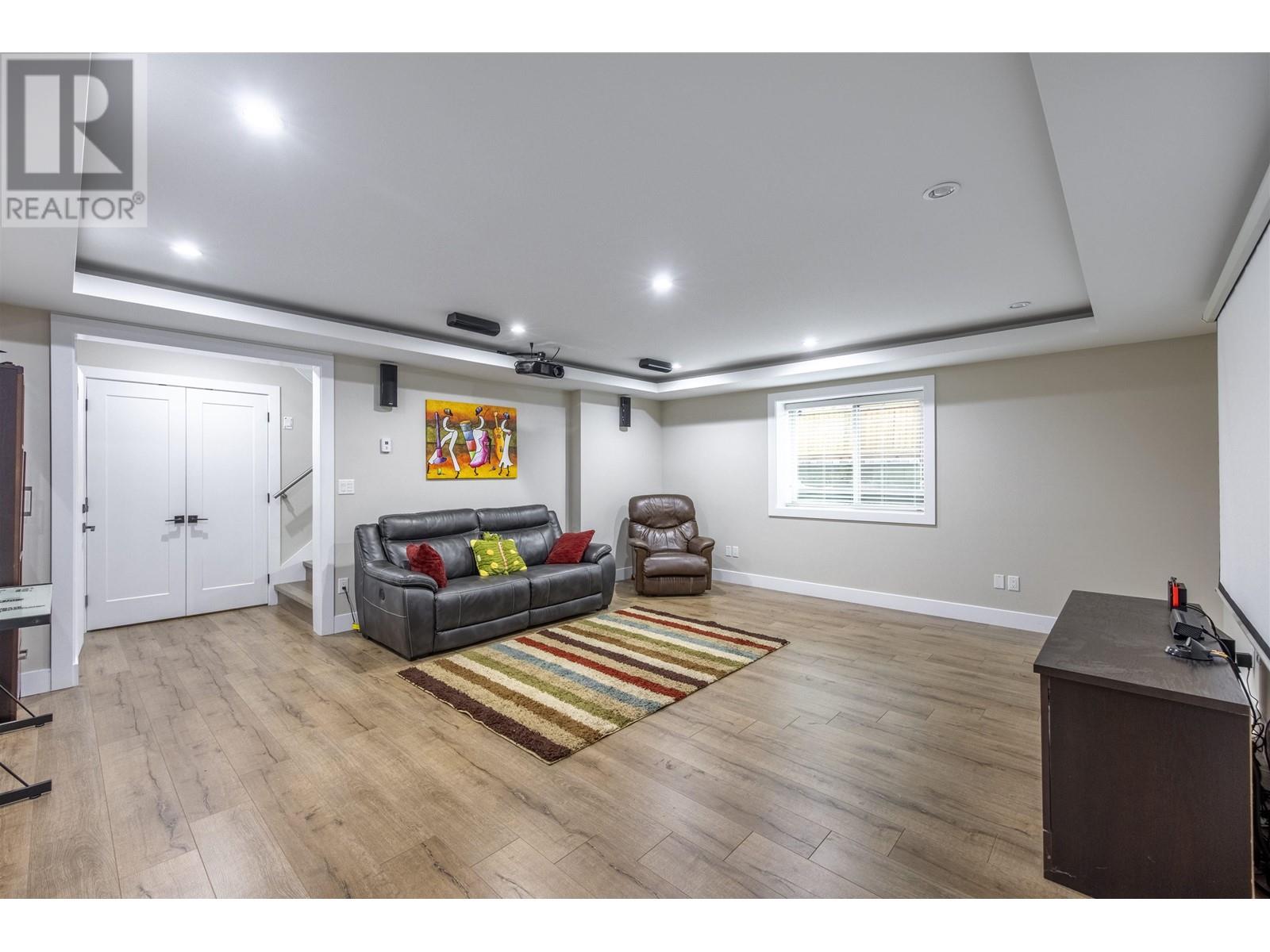 1008 Delestre Avenue, Coquitlam, British Columbia  V3K 2G8 - Photo 27 - R2826326