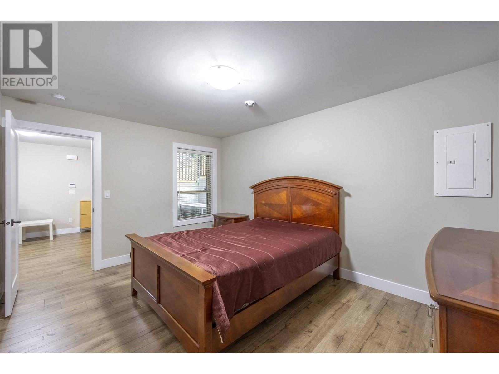1008 Delestre Avenue, Coquitlam, British Columbia  V3K 2G8 - Photo 29 - R2826326