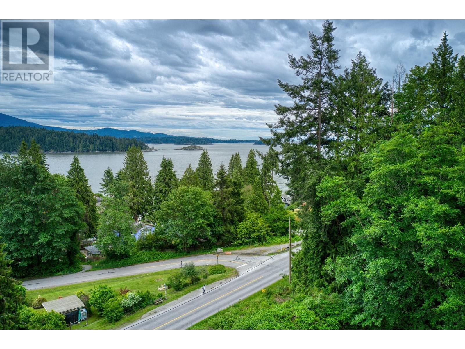 672 Gower Point Road, Gibsons, British Columbia  V0N 1V8 - Photo 39 - R2826981