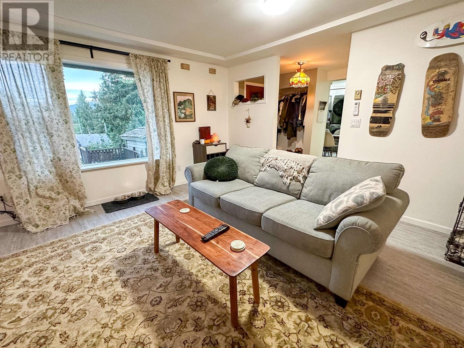 672 Gower Point Road, Gibsons, British Columbia  V0N 1V8 - Photo 16 - R2826981