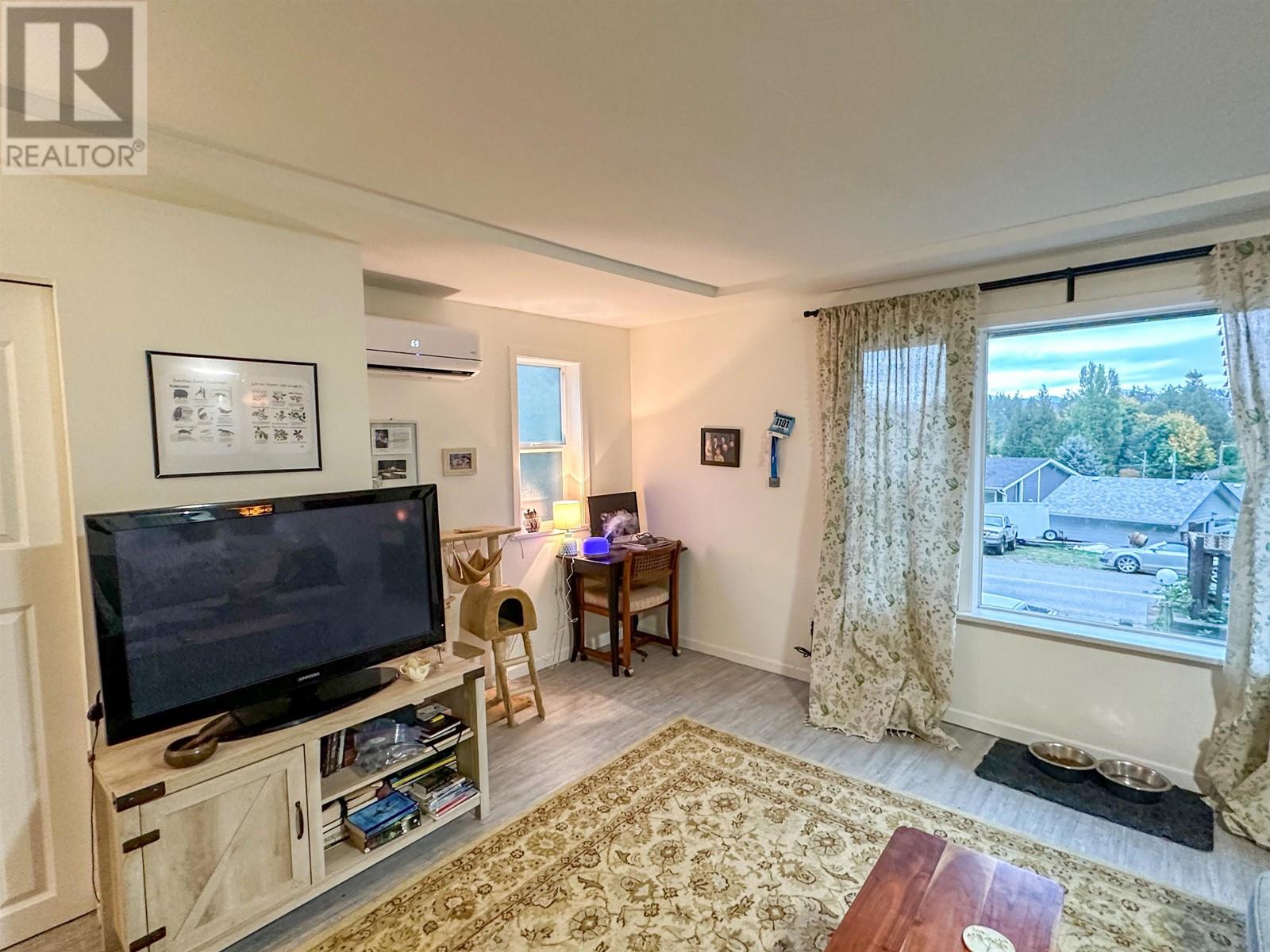 672 Gower Point Road, Gibsons, British Columbia  V0N 1V8 - Photo 14 - R2826981