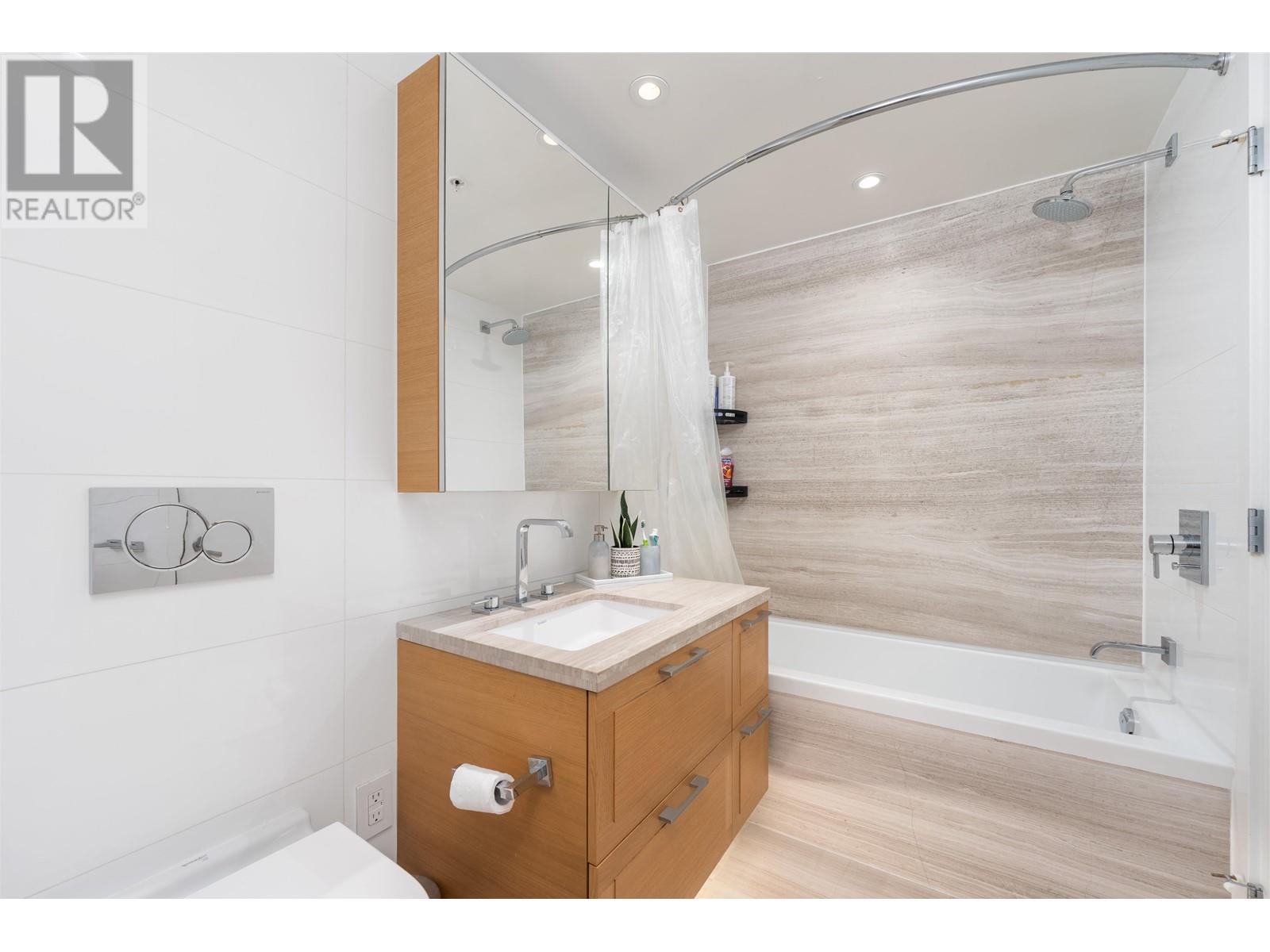 205 7128 Adera Street, Vancouver, British Columbia  V6P 0H6 - Photo 9 - R2827045