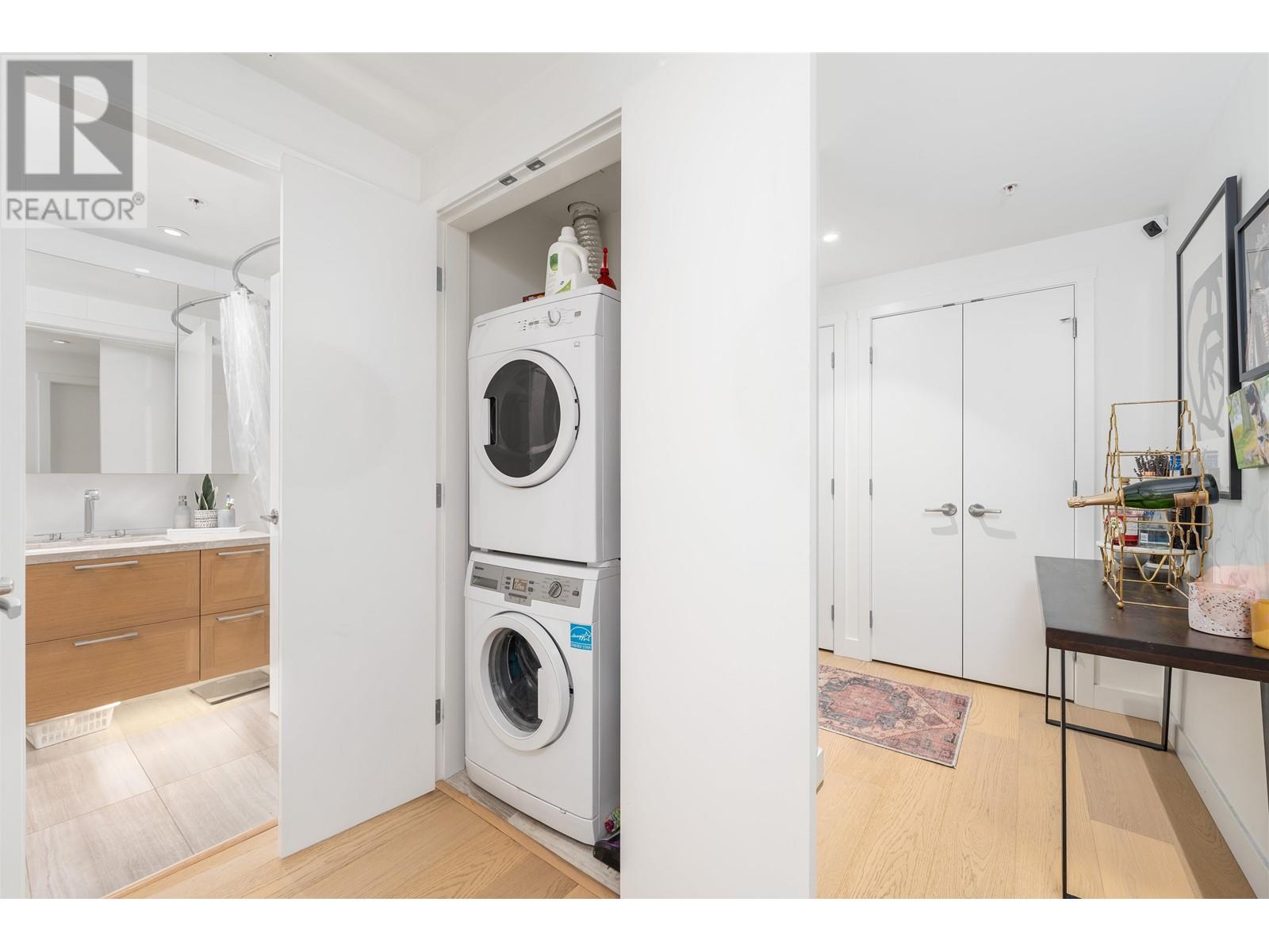 205 7128 Adera Street, Vancouver, British Columbia  V6P 0H6 - Photo 13 - R2827045