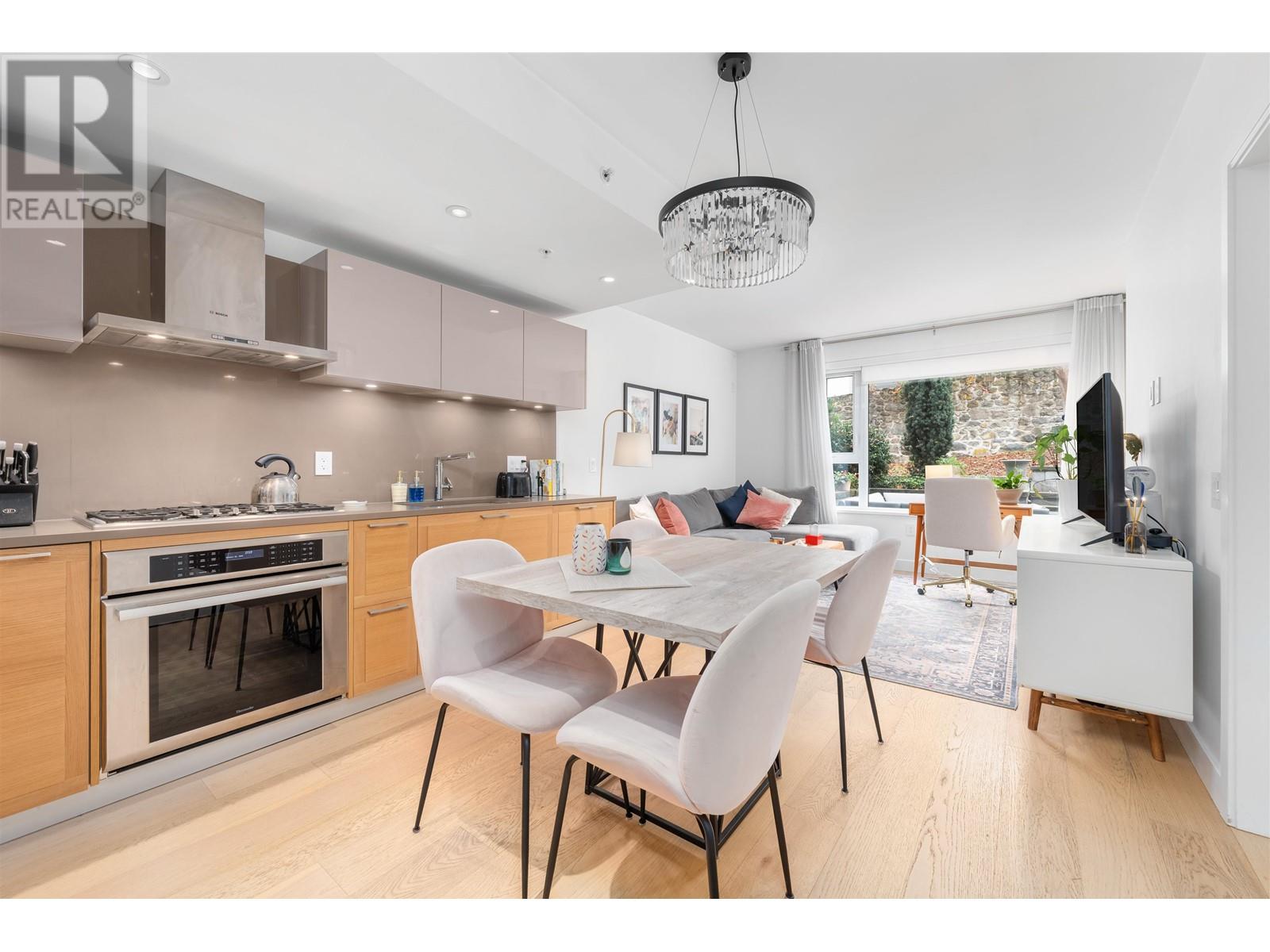 205 7128 ADERA STREET, vancouver, British Columbia