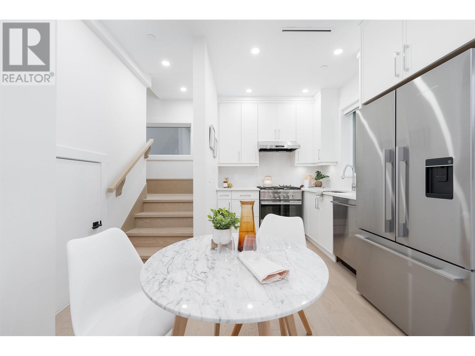 1316 E 49th Avenue, Vancouver, British Columbia  V5W 2J4 - Photo 5 - R2827441