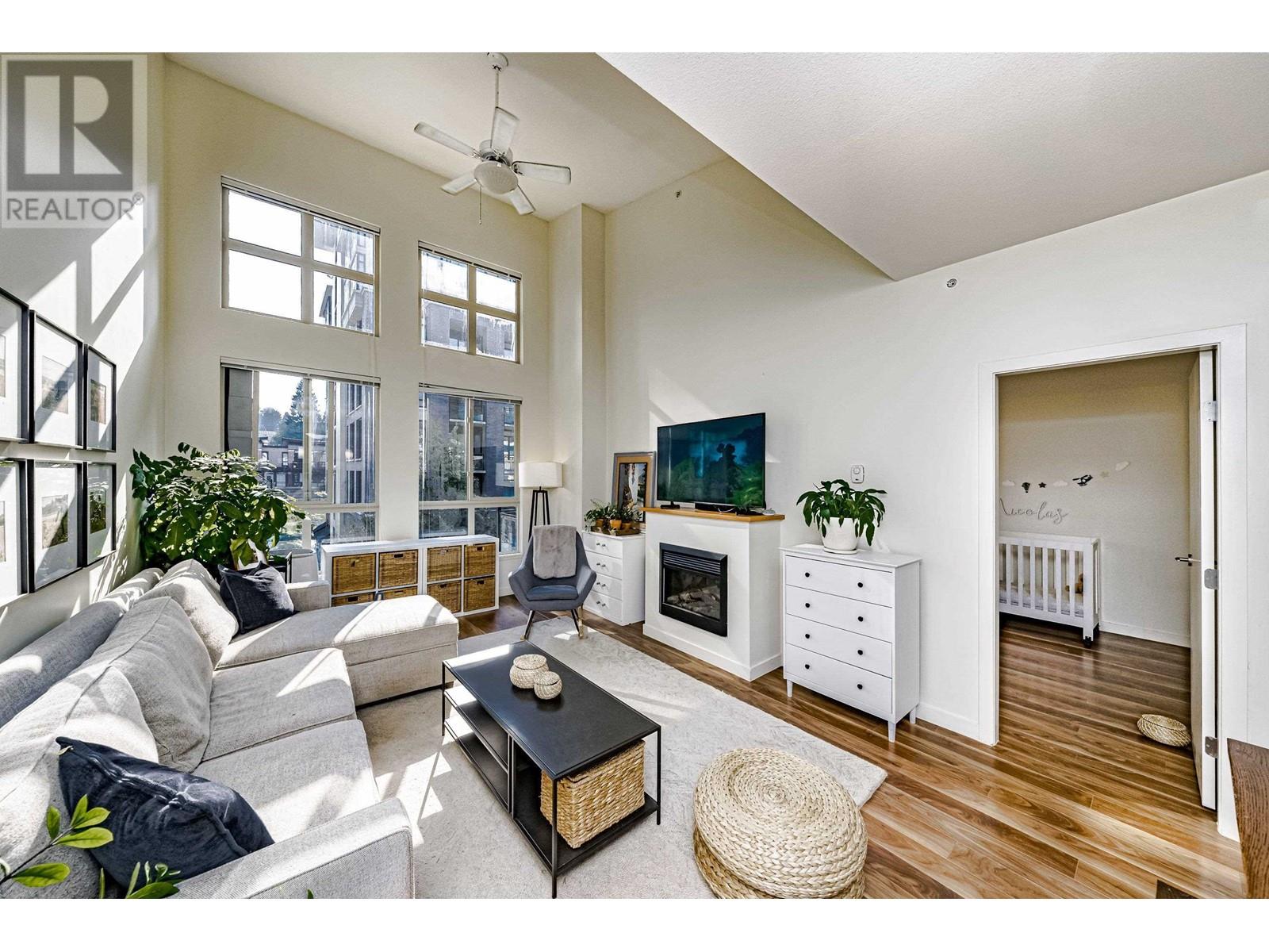 417 101 Morrissey Road, Port Moody, British Columbia  V3H 0E6 - Photo 2 - R2827590