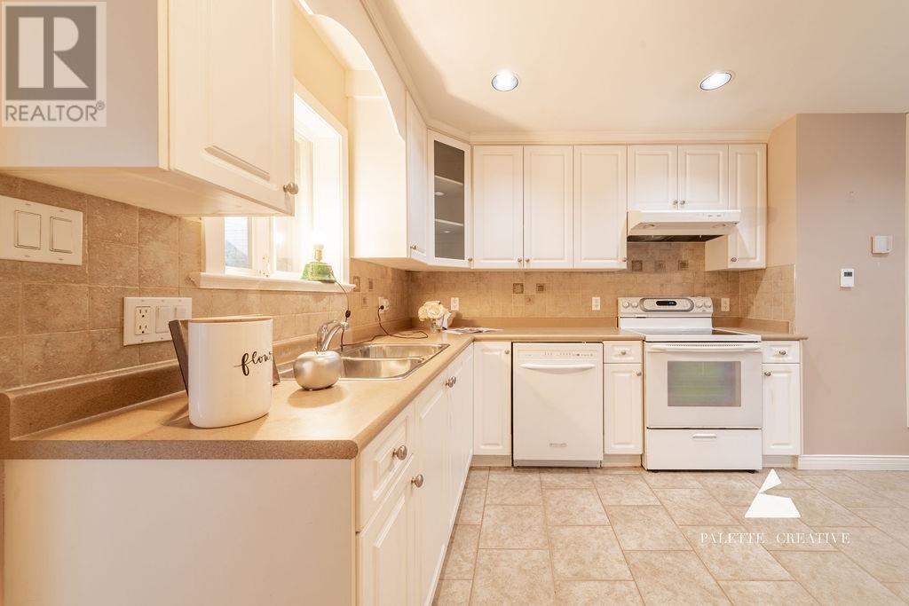 76 W 48th Avenue, Vancouver, British Columbia  V5Y 2Y4 - Photo 9 - R2826737