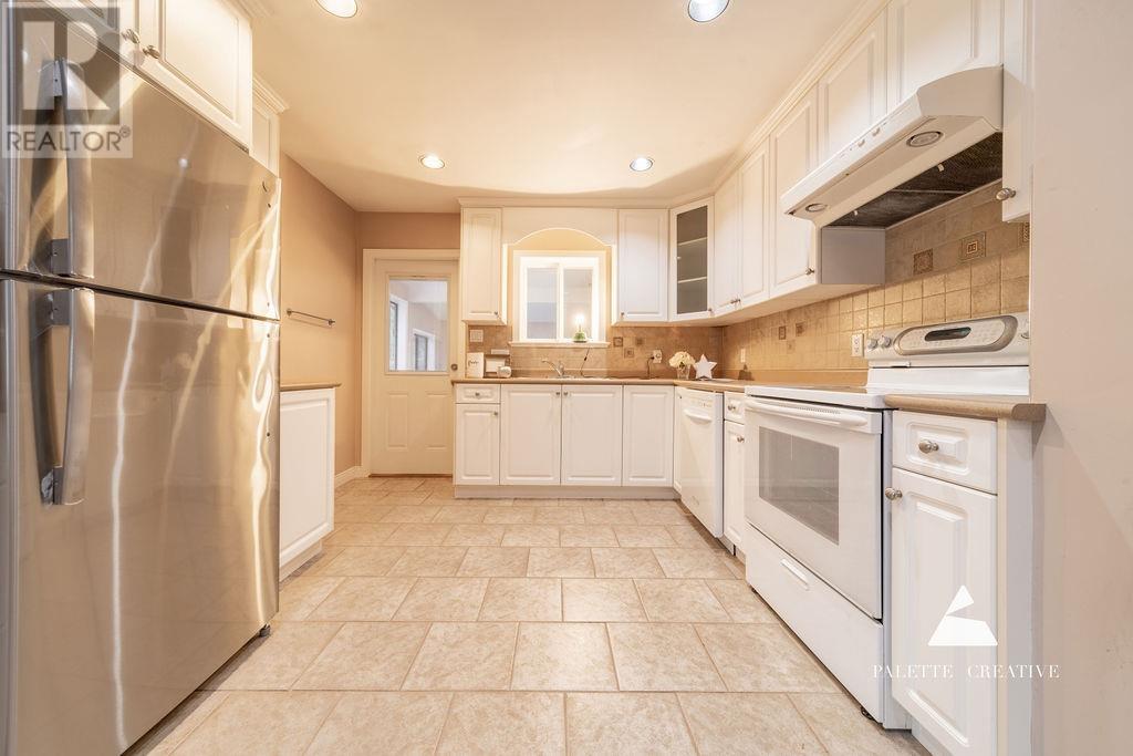 76 W 48th Avenue, Vancouver, British Columbia  V5Y 2Y4 - Photo 10 - R2826737