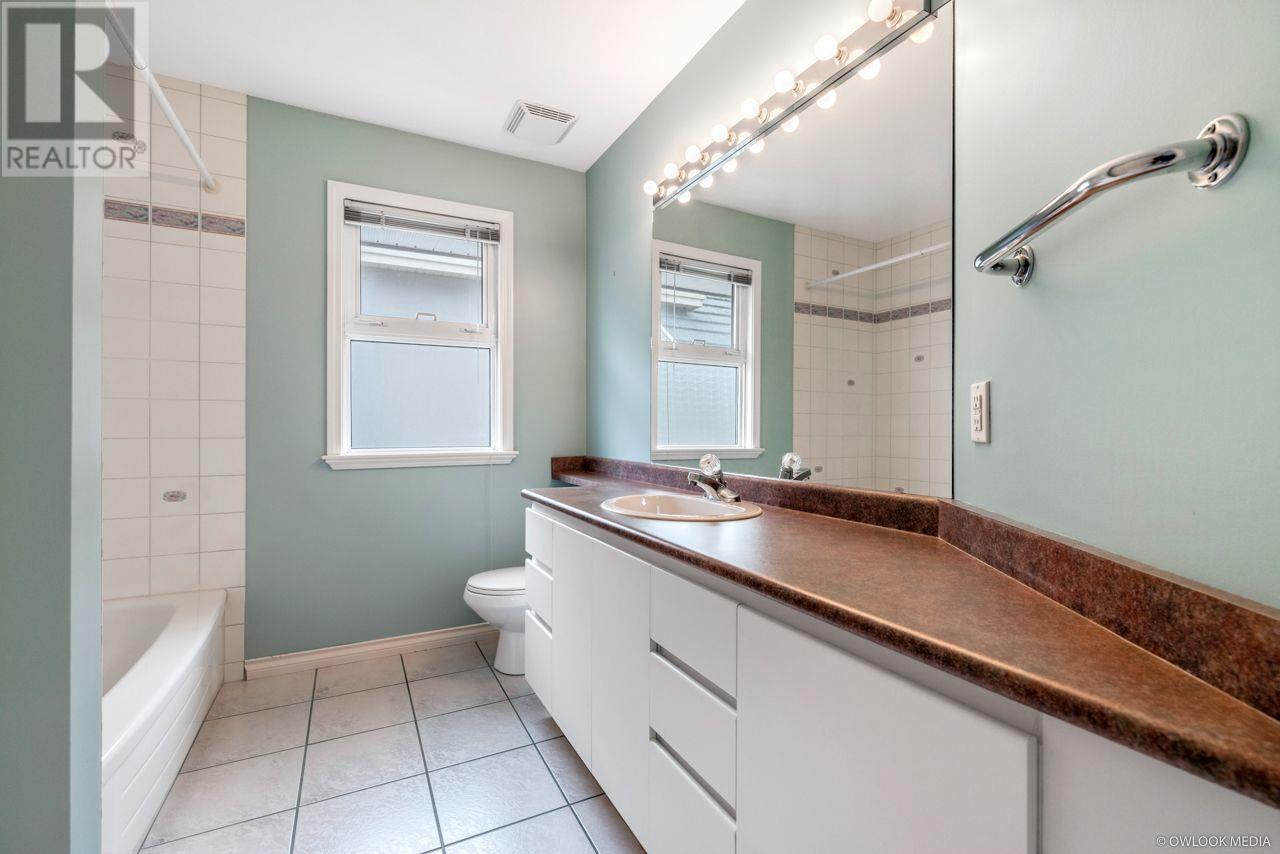 9815 Greenlees Road, Richmond, British Columbia  V7A 1V2 - Photo 23 - R2827483