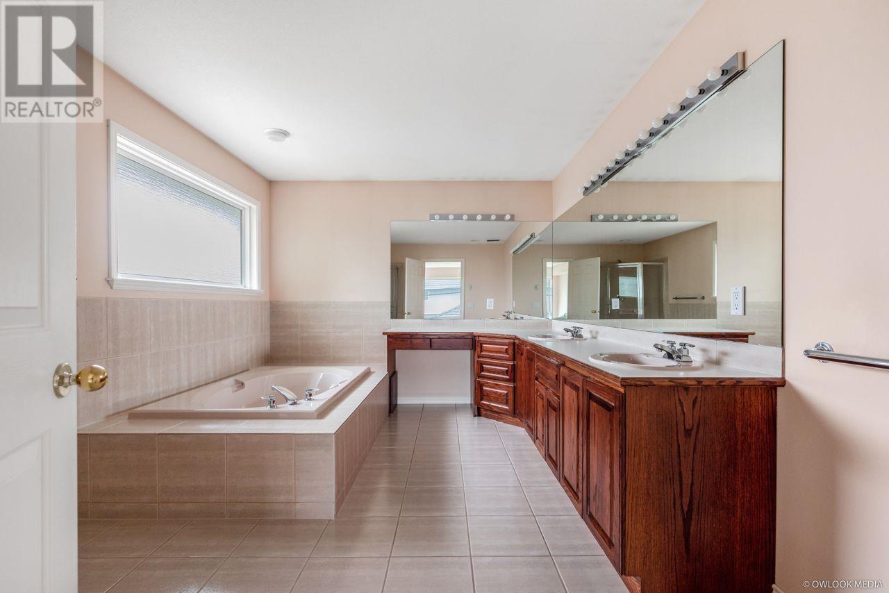 9815 Greenlees Road, Richmond, British Columbia  V7A 1V2 - Photo 18 - R2827483