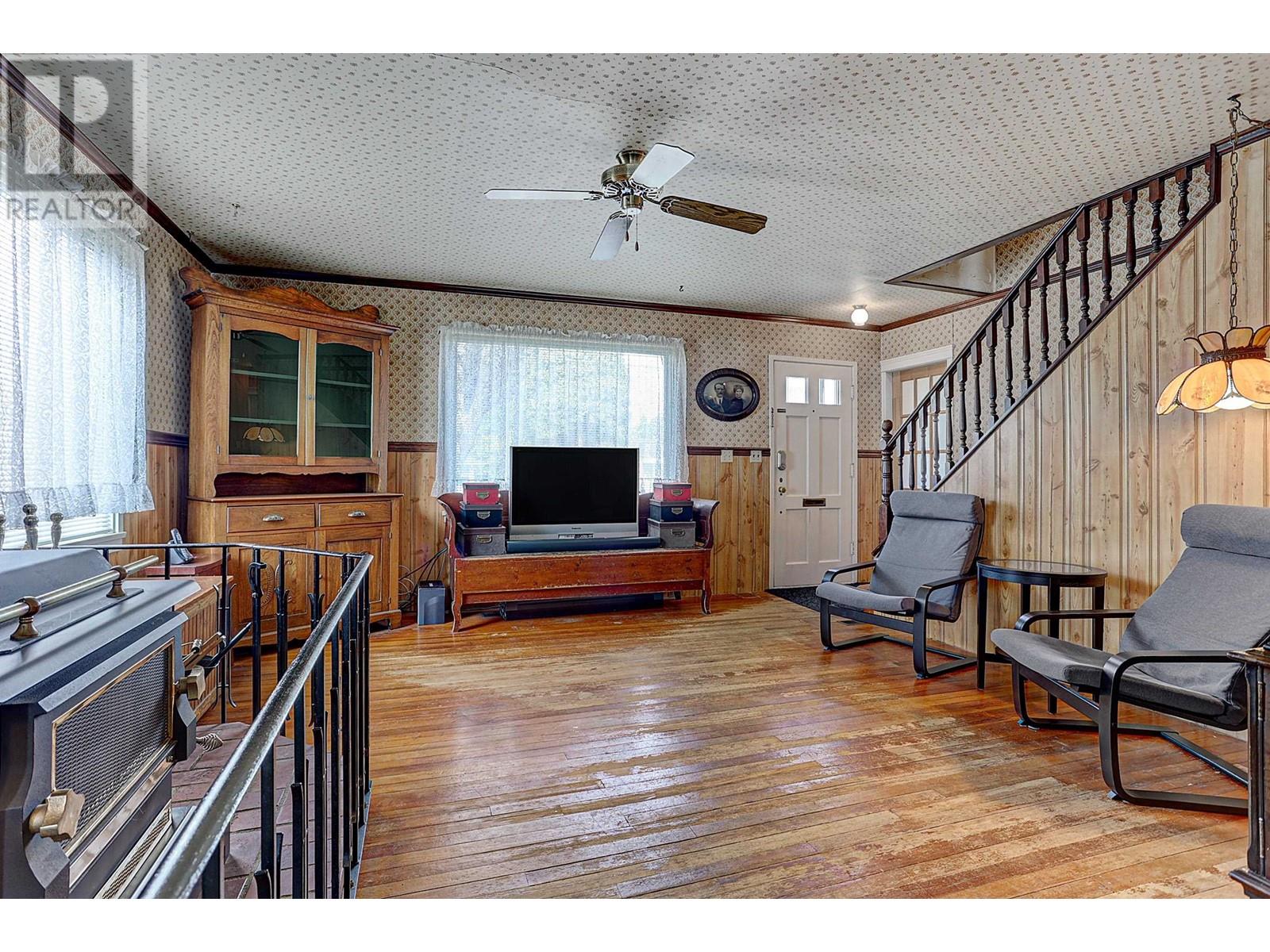 21718 121 Avenue, Maple Ridge, British Columbia  V2X 3S6 - Photo 5 - R2824318