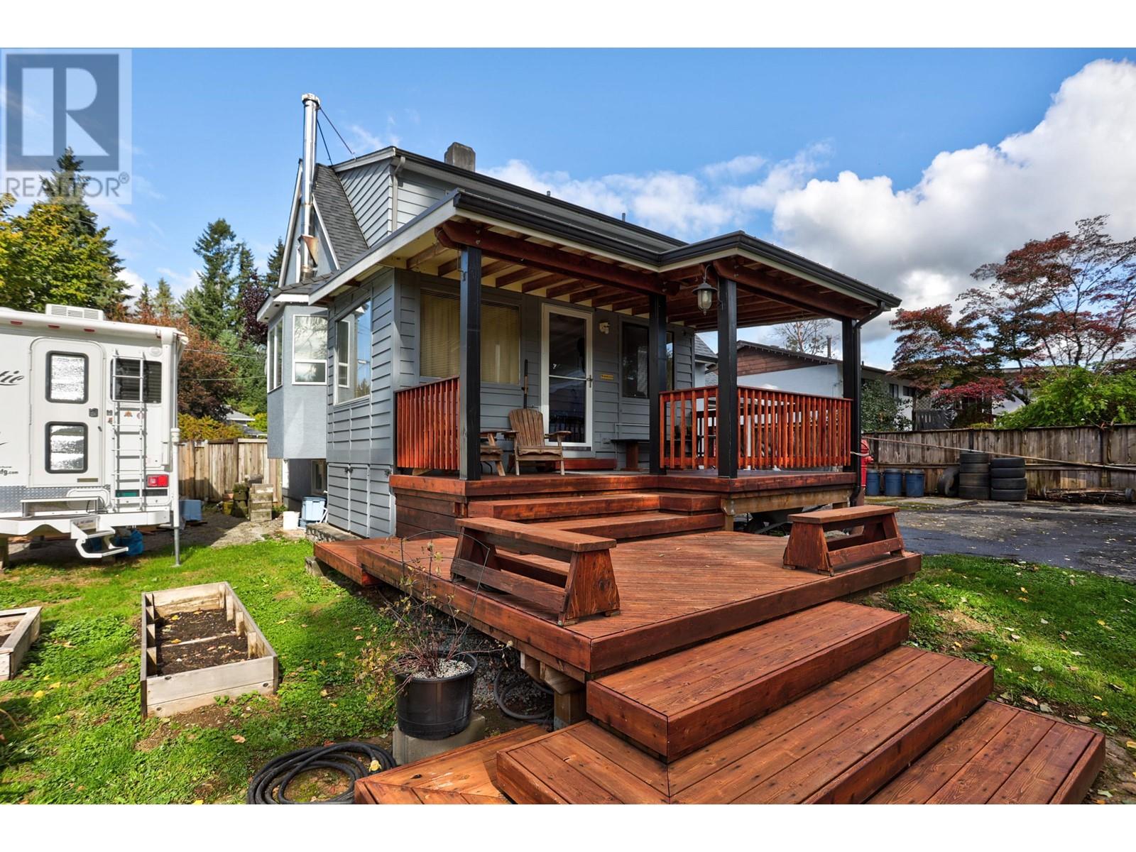 21718 121 Avenue, Maple Ridge, British Columbia  V2X 3S6 - Photo 30 - R2824318