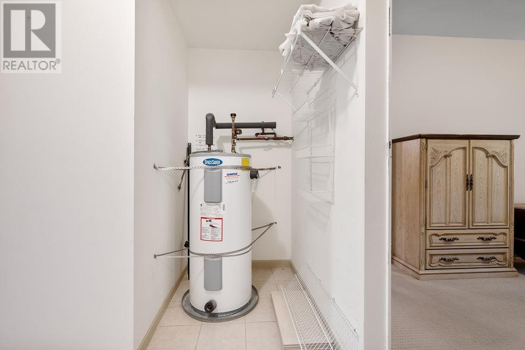 109 100 Capilano Road, Port Moody, British Columbia  V3H 5M9 - Photo 17 - R2827600