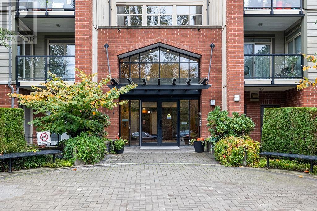 109 100 Capilano Road, Port Moody, British Columbia  V3H 5M9 - Photo 2 - R2827600