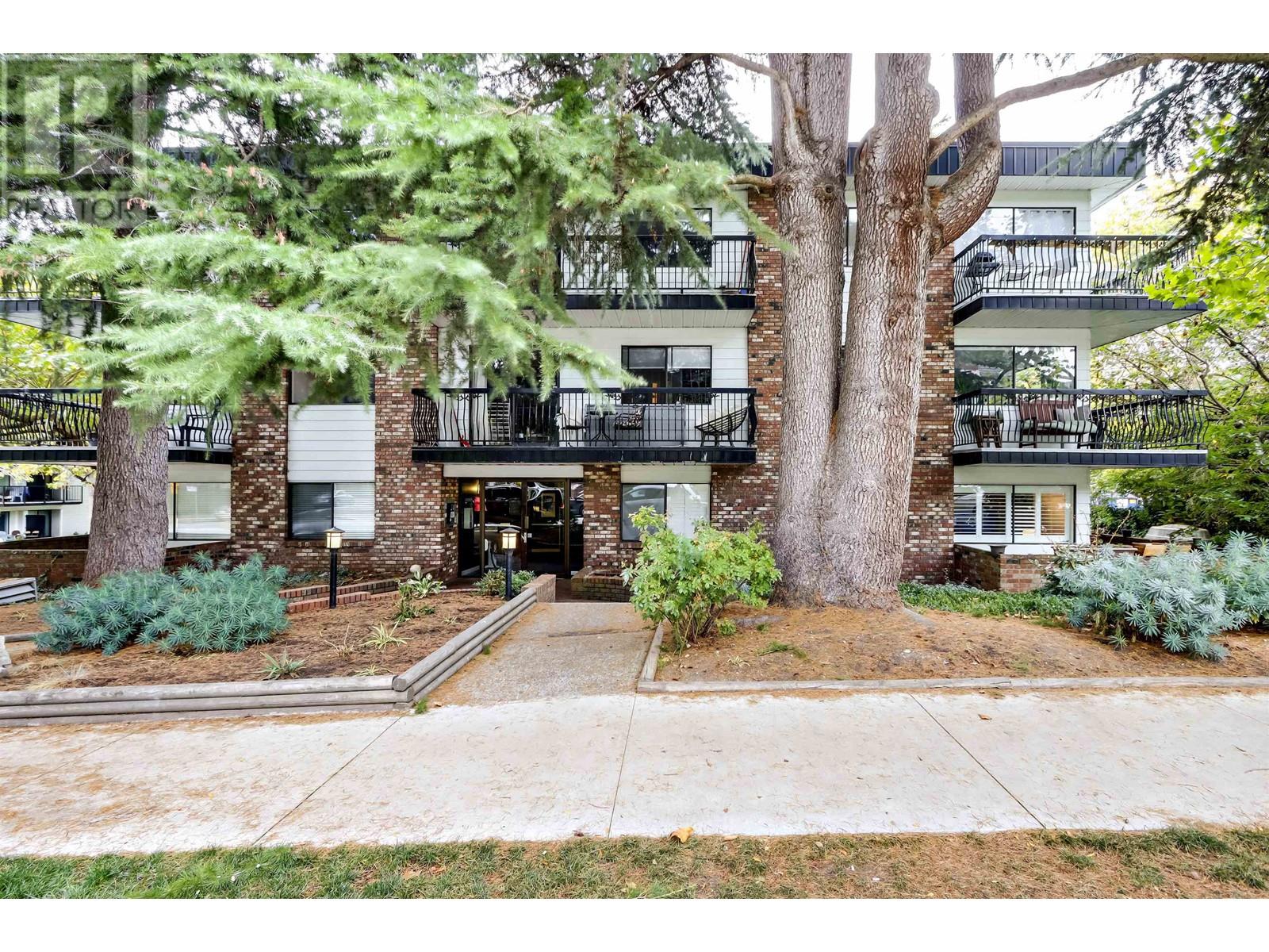 310 2330 MAPLE STREET, vancouver, British Columbia