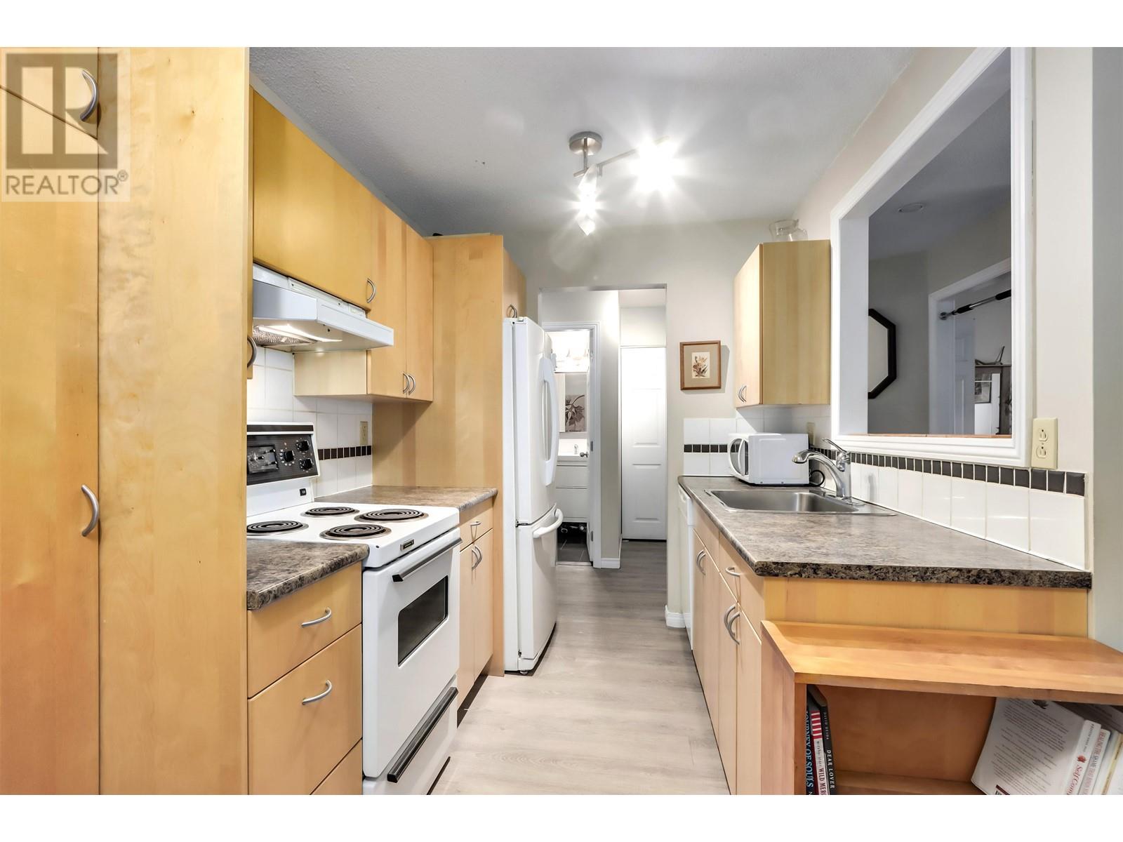 310 2330 Maple Street, Vancouver, British Columbia  V6J 3T6 - Photo 12 - R2827619