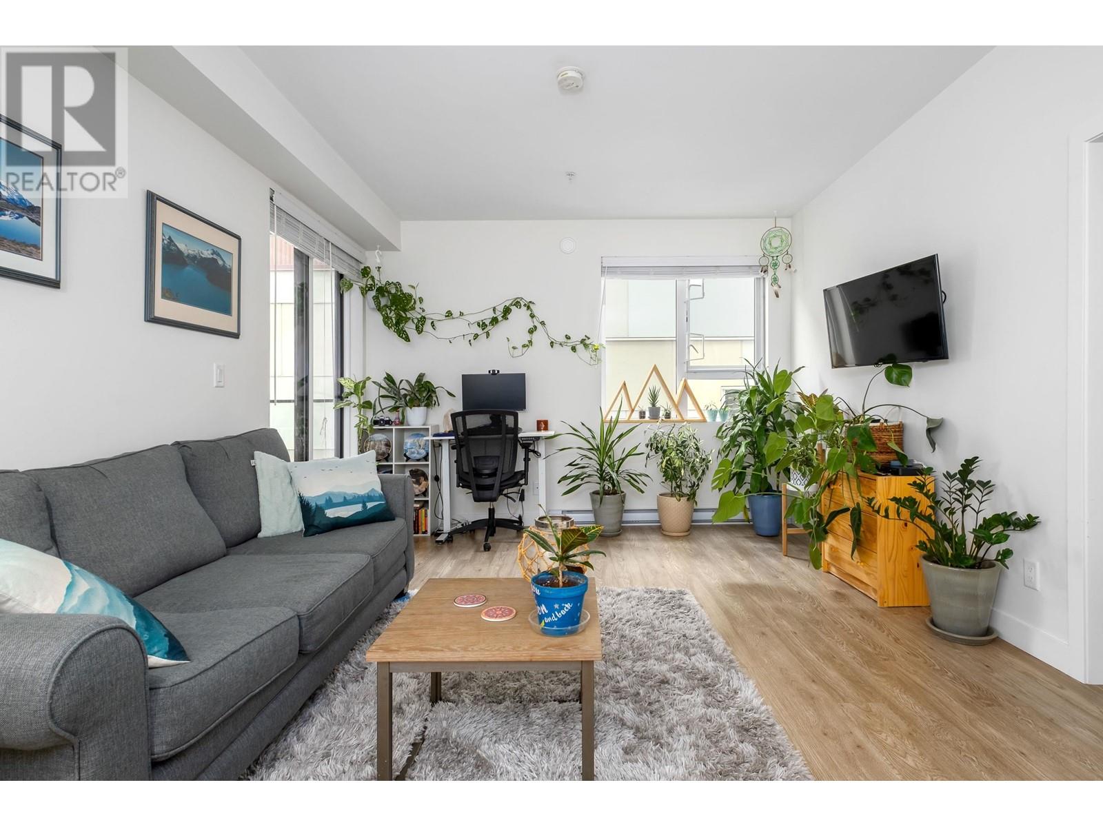 302 37881 Cleveland Avenue, Squamish, British Columbia  V8B 0Z7 - Photo 8 - R2827668