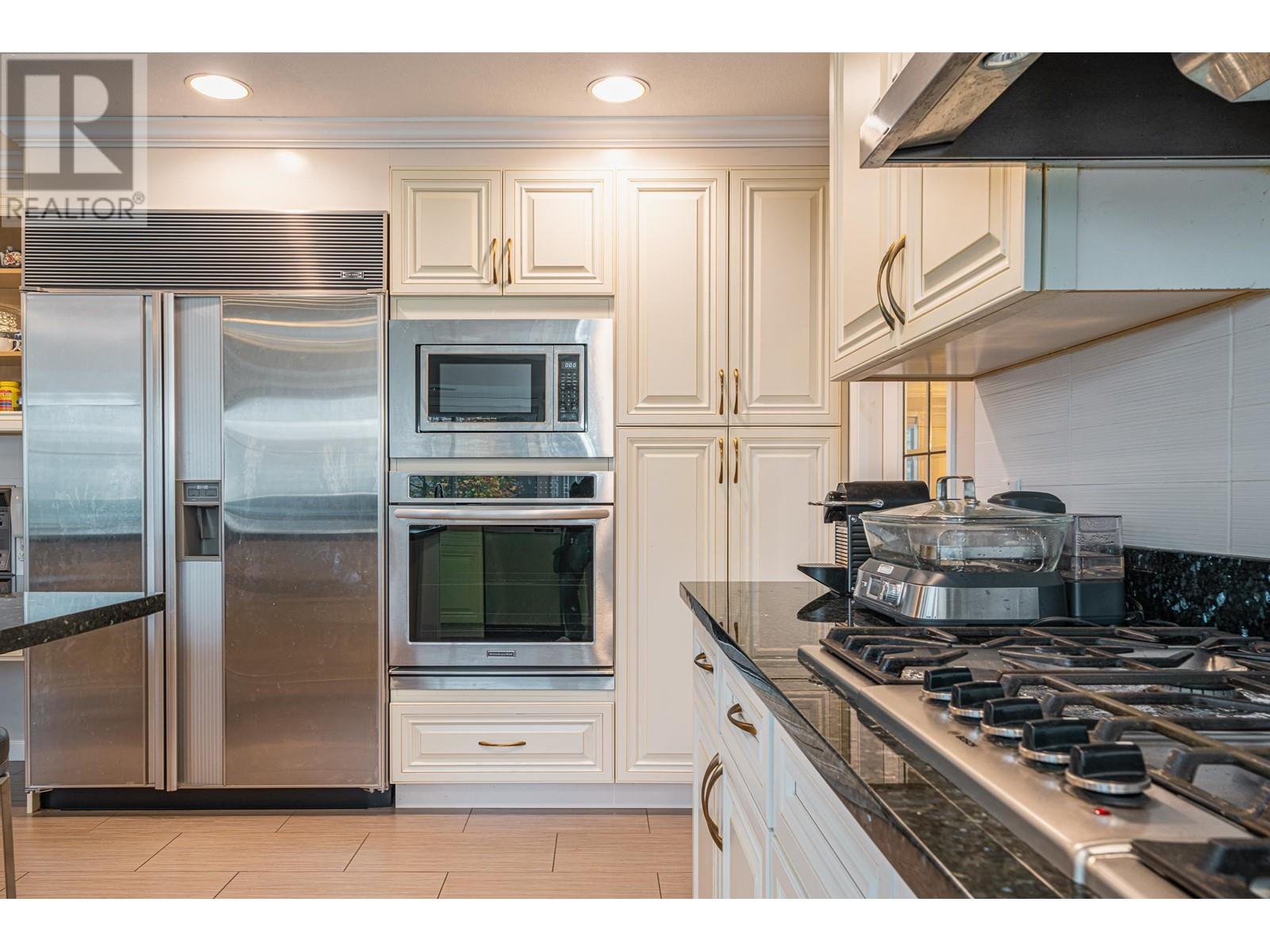 1288 W 50th Avenue, Vancouver, British Columbia  V6P 1B3 - Photo 11 - R2827628