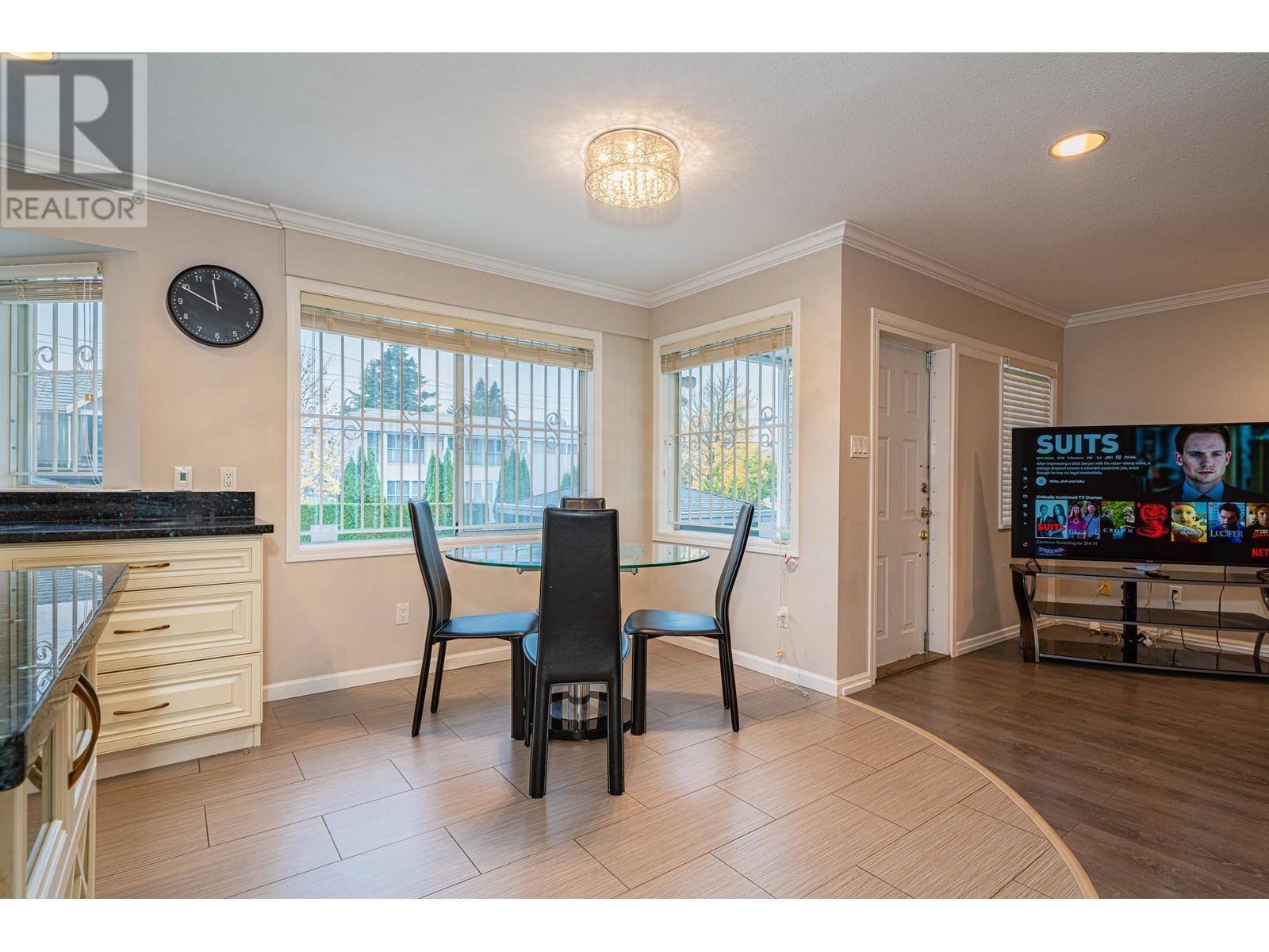 1288 W 50th Avenue, Vancouver, British Columbia  V6P 1B3 - Photo 13 - R2827628