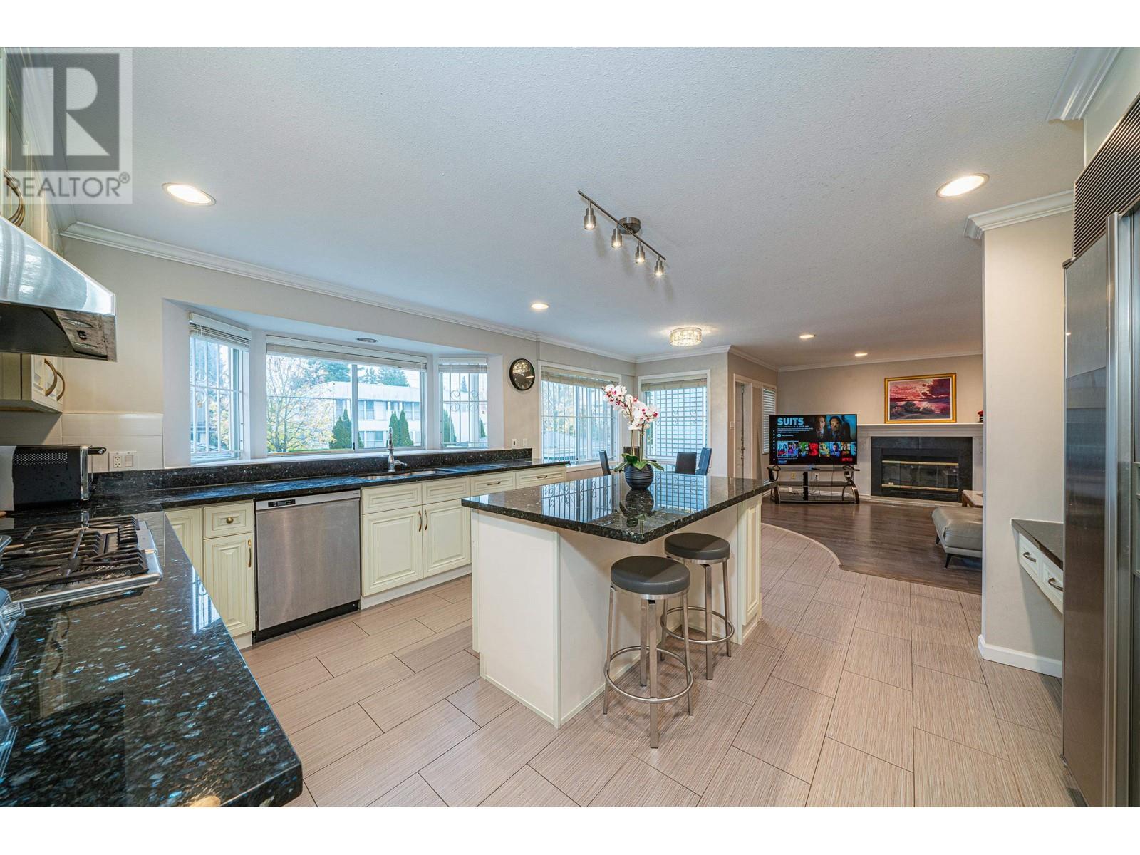 1288 W 50th Avenue, Vancouver, British Columbia  V6P 1B3 - Photo 9 - R2827628