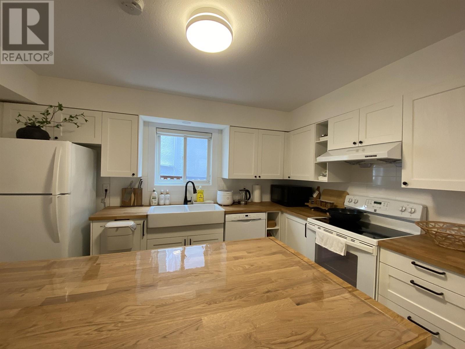 1597 W 63rd Ave, Vancouver, British Columbia  V6P 2H5 - Photo 11 - R2827621