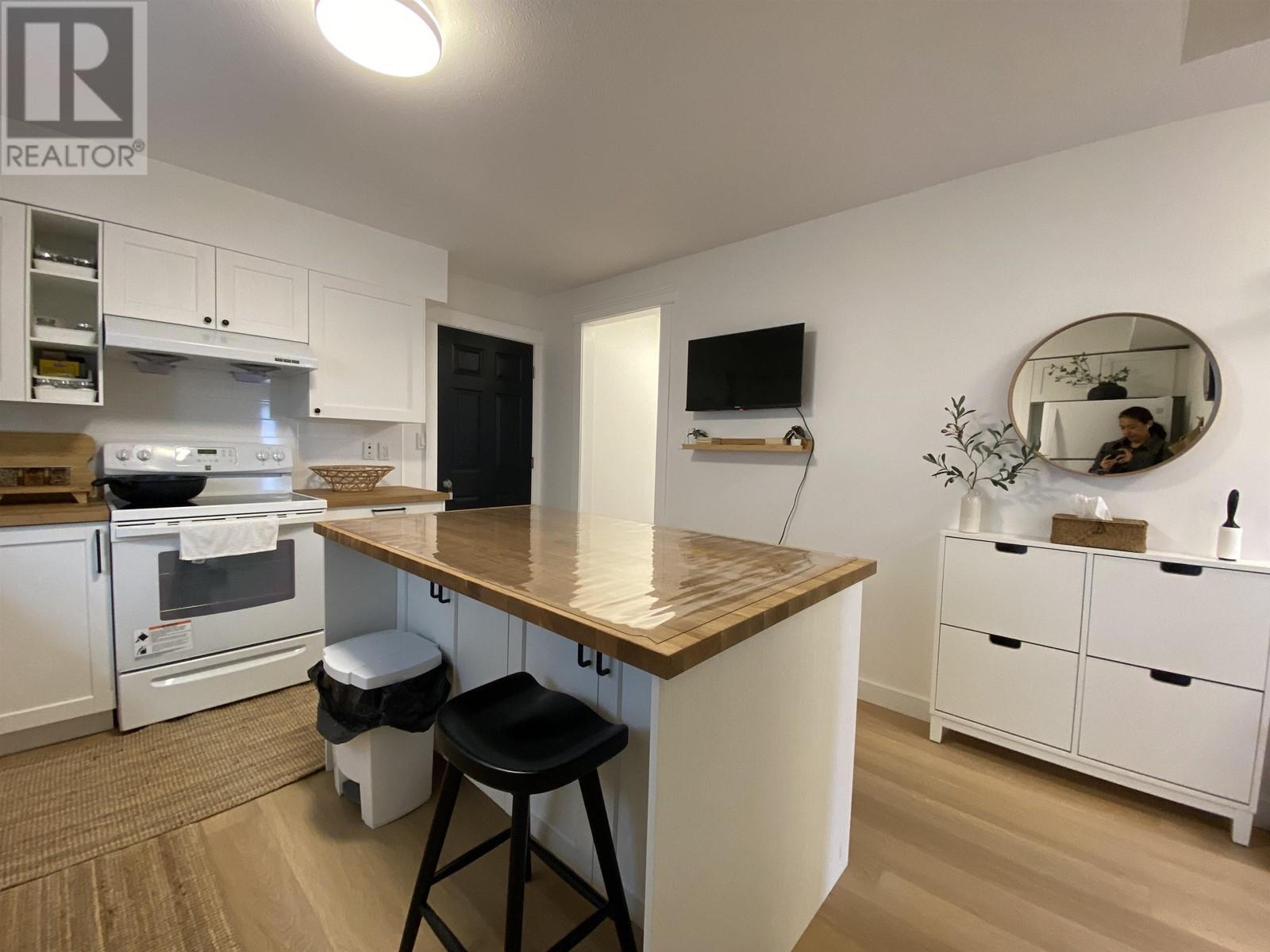 1597 W 63rd Ave, Vancouver, British Columbia  V6P 2H5 - Photo 16 - R2827621