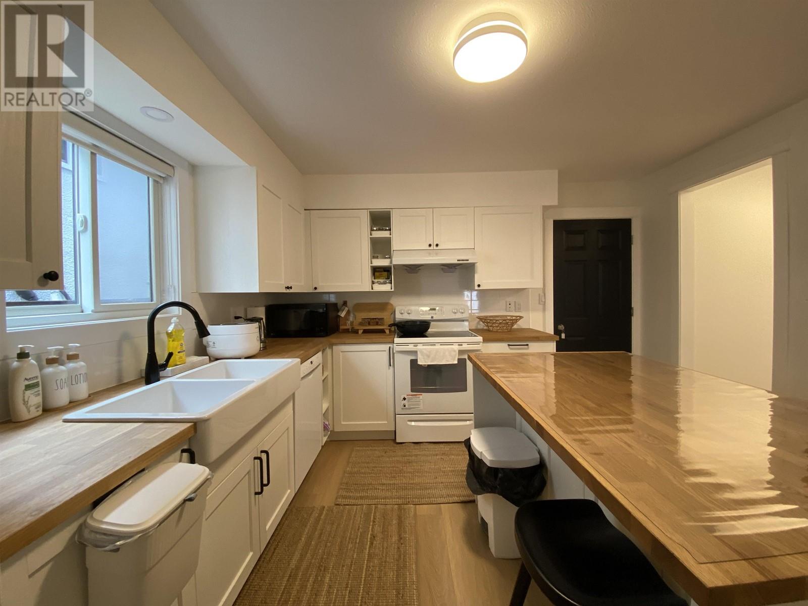 1597 W 63rd Ave, Vancouver, British Columbia  V6P 2H5 - Photo 17 - R2827621