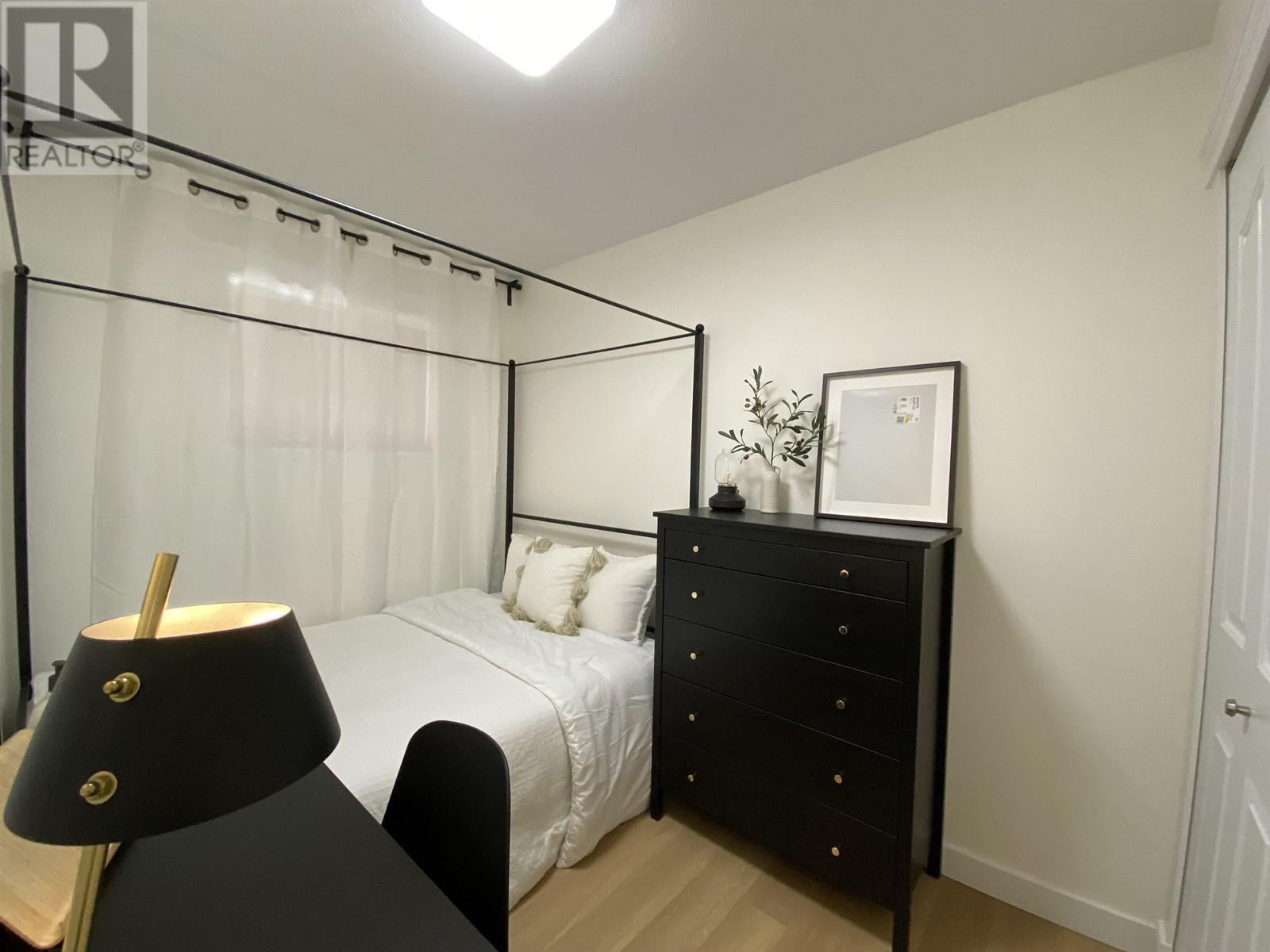 1597 W 63rd Ave, Vancouver, British Columbia  V6P 2H5 - Photo 18 - R2827621