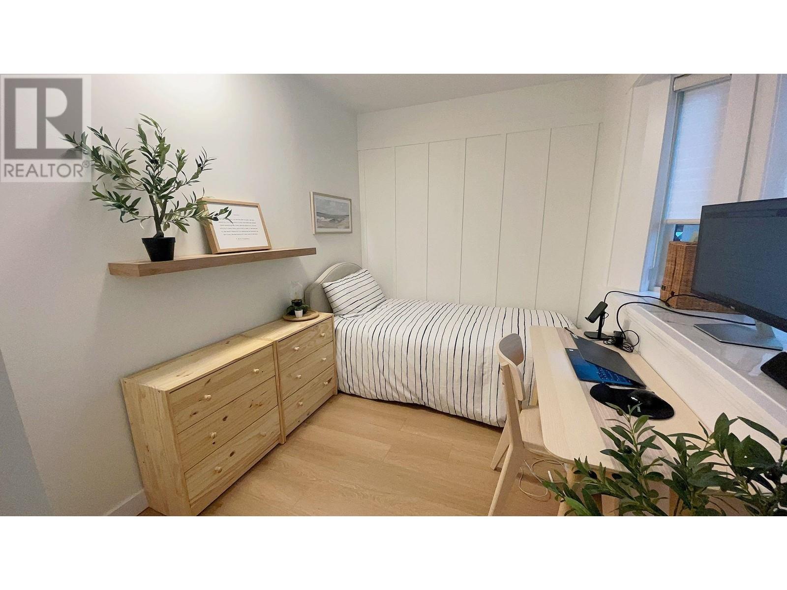 1597 W 63rd Ave, Vancouver, British Columbia  V6P 2H5 - Photo 6 - R2827621