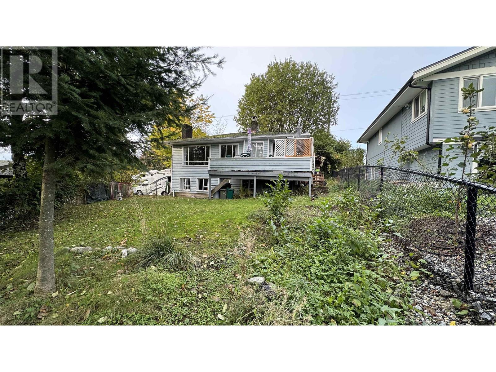 612 Hendry Avenue, North Vancouver, British Columbia  V7L 4C7 - Photo 6 - R2826881