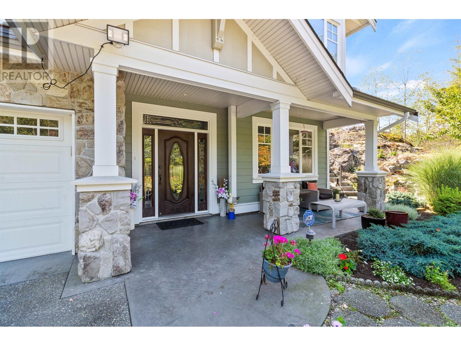 24004 Cattell Drive, Maple Ridge, British Columbia  V4R 0A4 - Photo 3 - R2819178